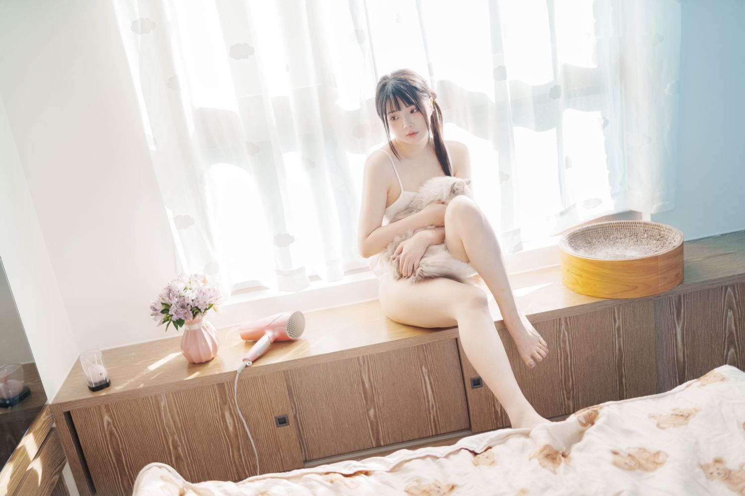 落落Raku 12月订阅 [135P1V 1.33GB]Your waifu♡
