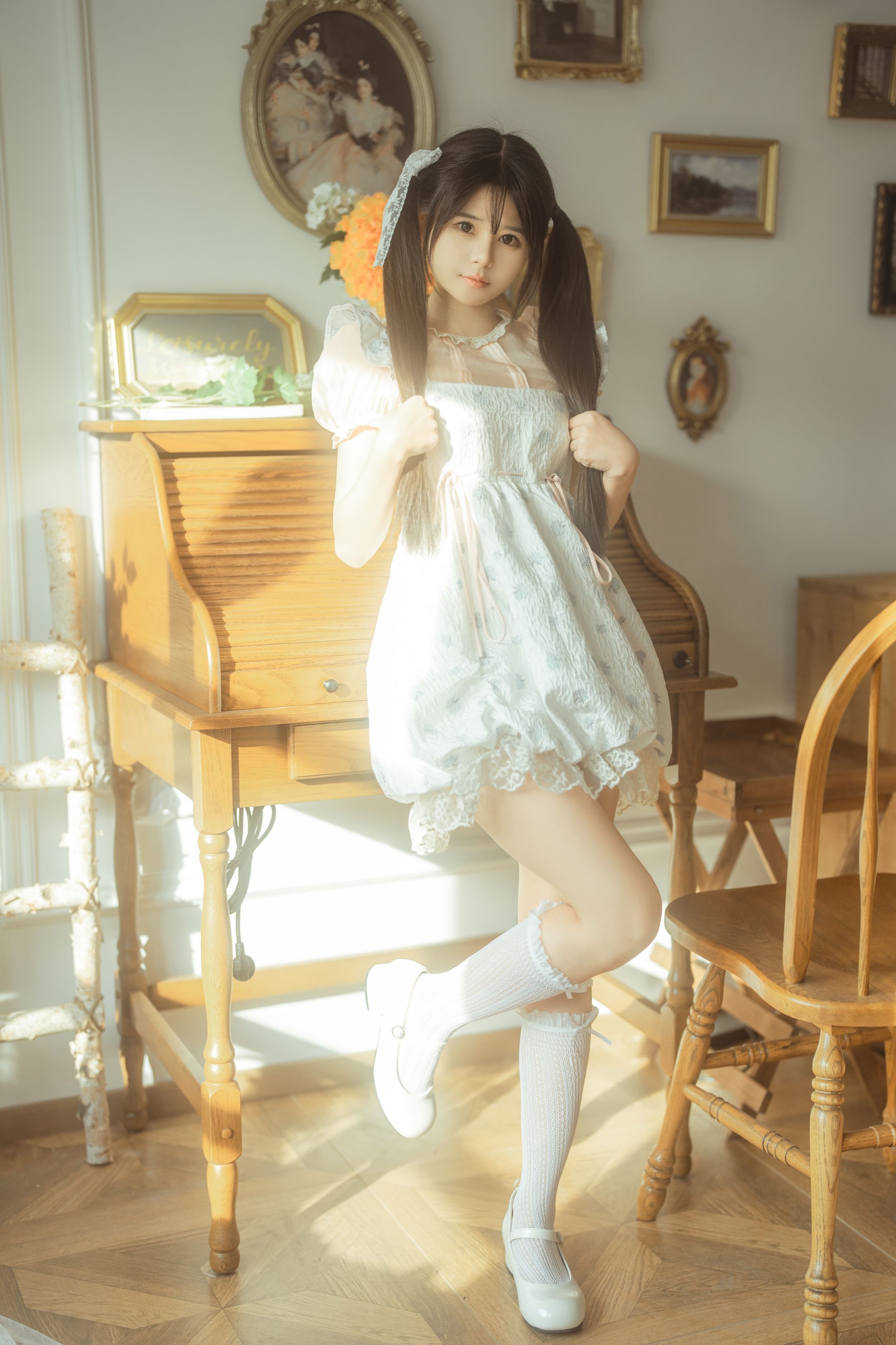 rua阮阮 花房 小裙子