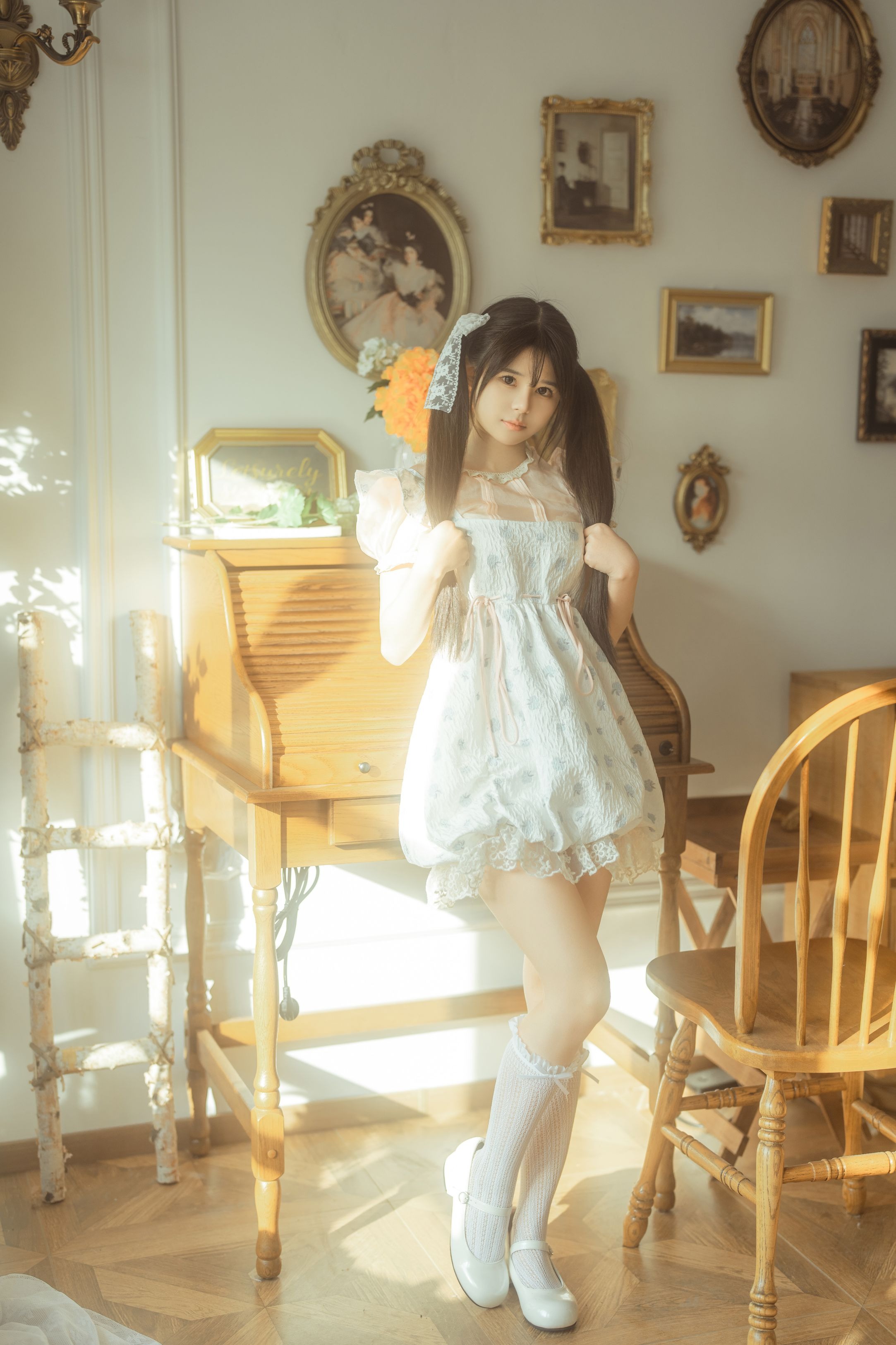 rua阮阮 花房 小裙子