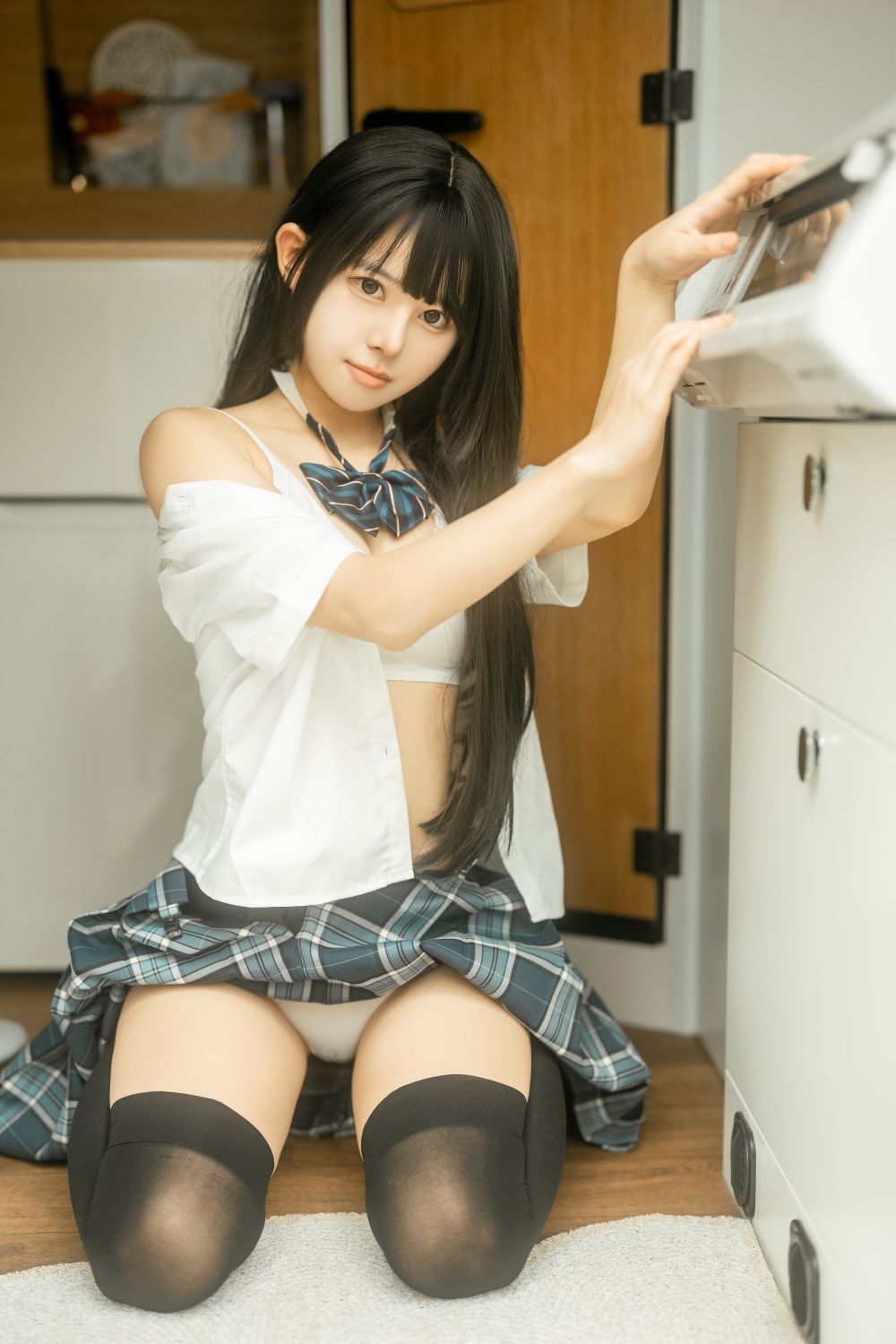 รัวหร่วนหร่วน - ฟางเฉอเจเค [41P-445MB