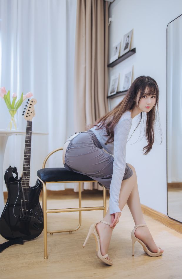 羽生三未 - 吉他妹妹[43P-721MB]