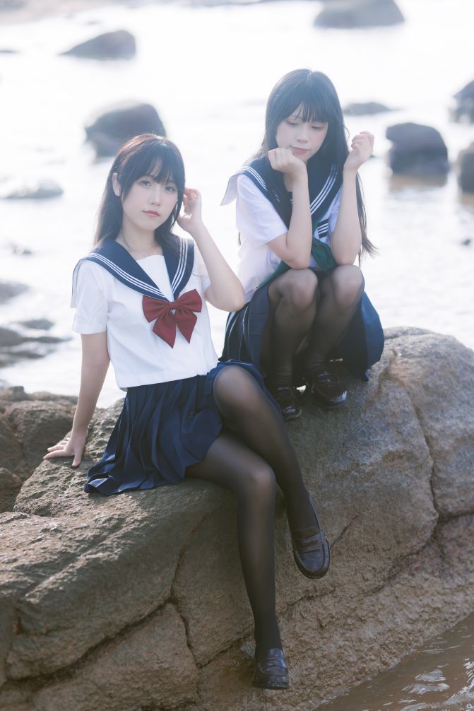 不呆猫&三無人型 - 水手服百合黑丝