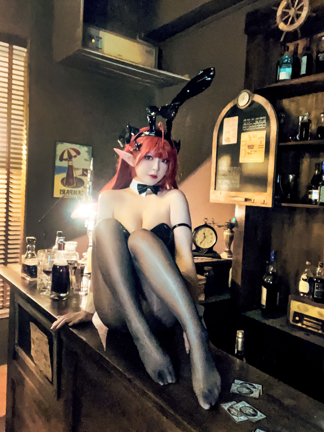 半半子 - 碧蓝航线兴登堡兔女郎 微醺胜负