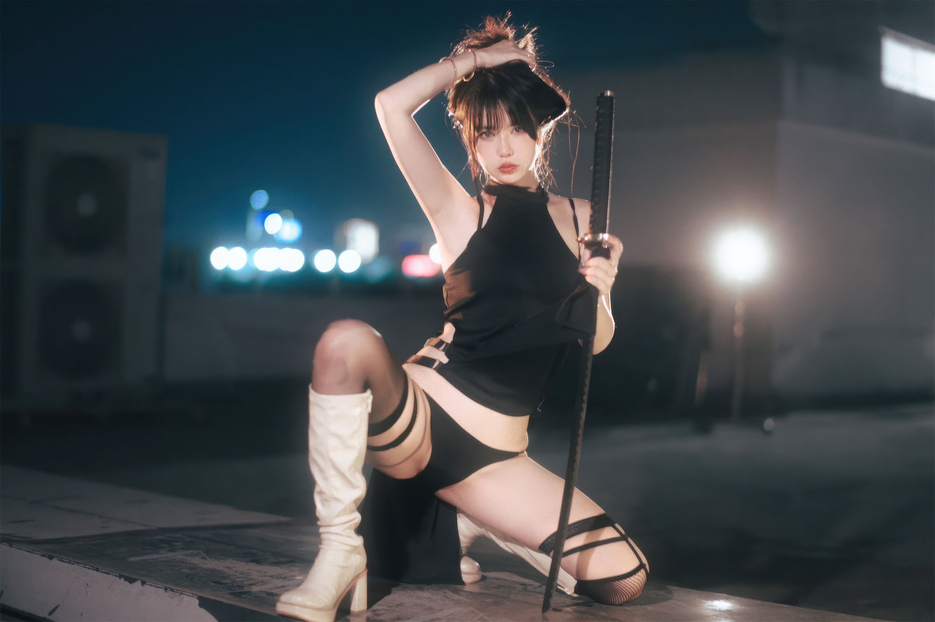 Tina很妖孽呀 战斗服旗袍 32P