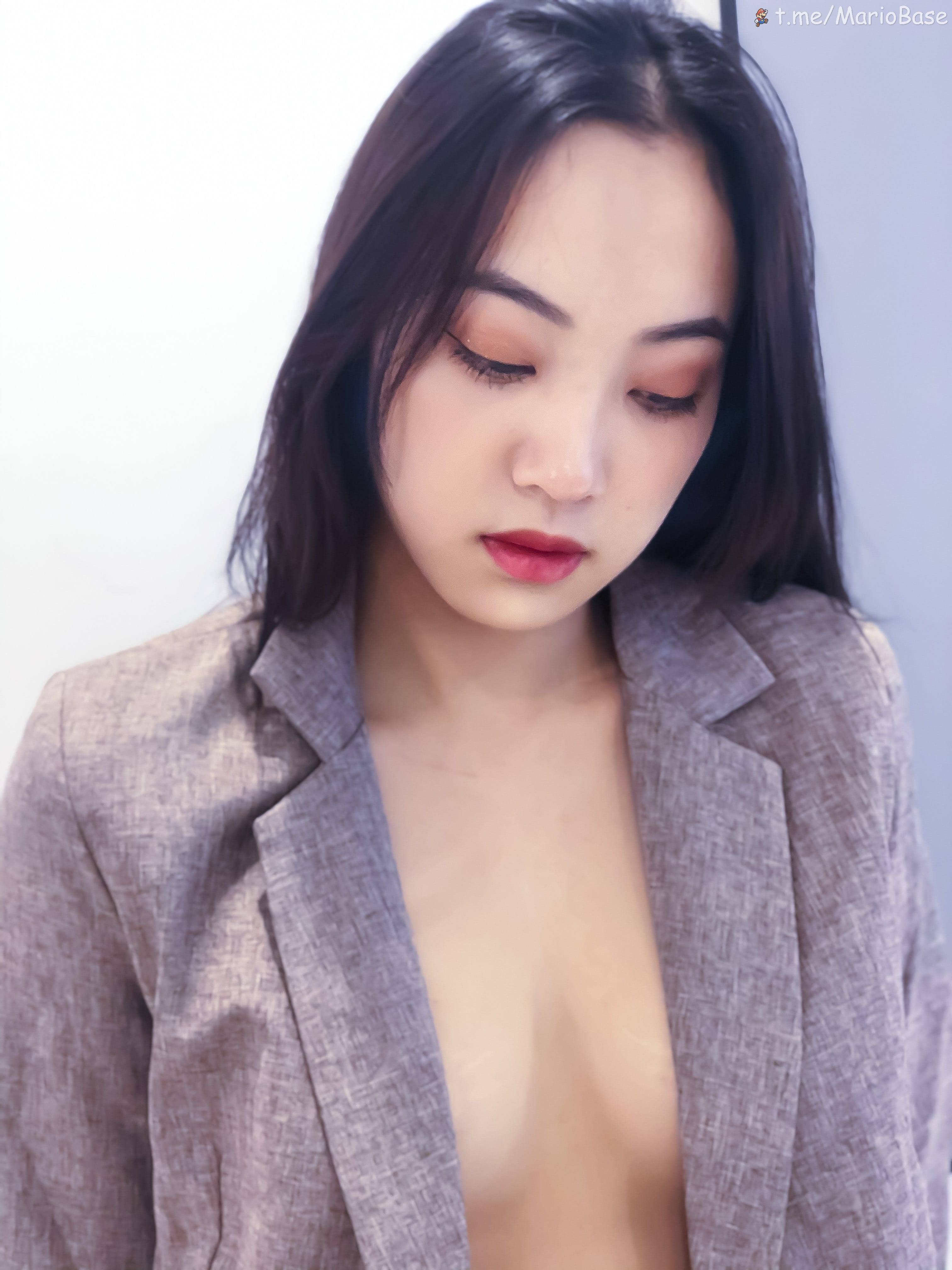 婕哥 - 小西装 [49P1V]
