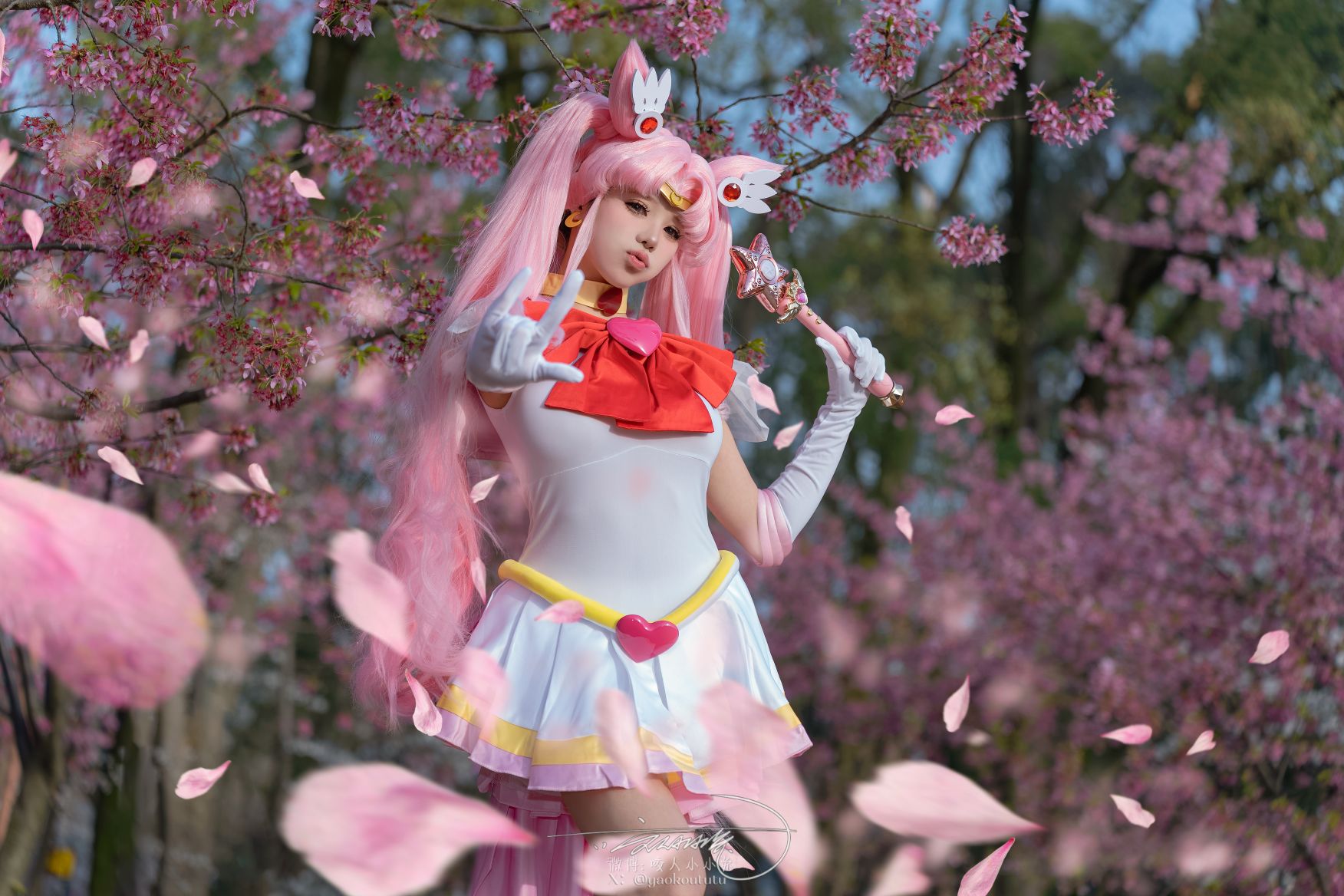 咬人小小兔 六月作品 小小兔大危机