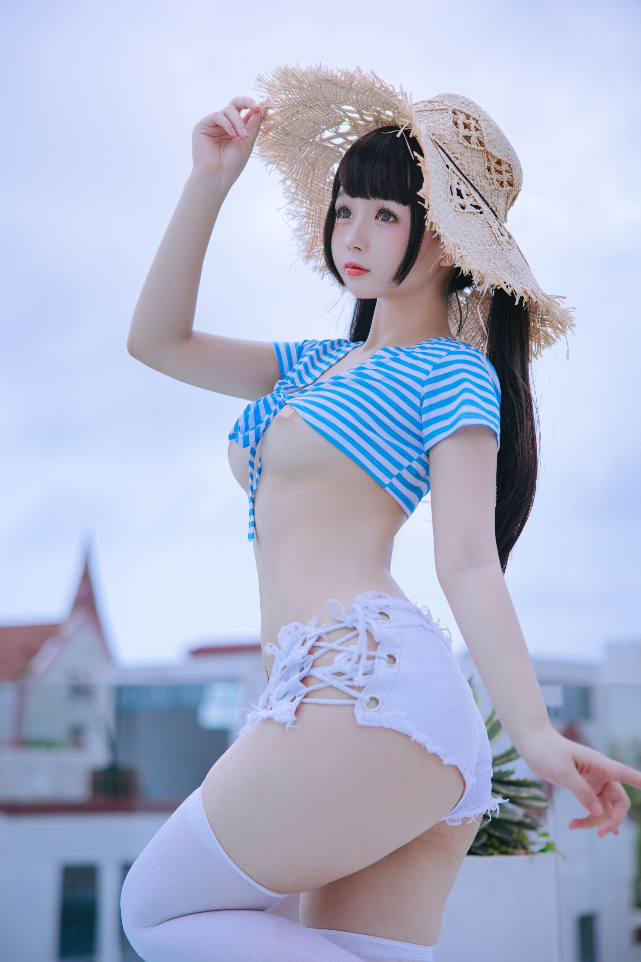 日奈娇 蓝白条 150P6V