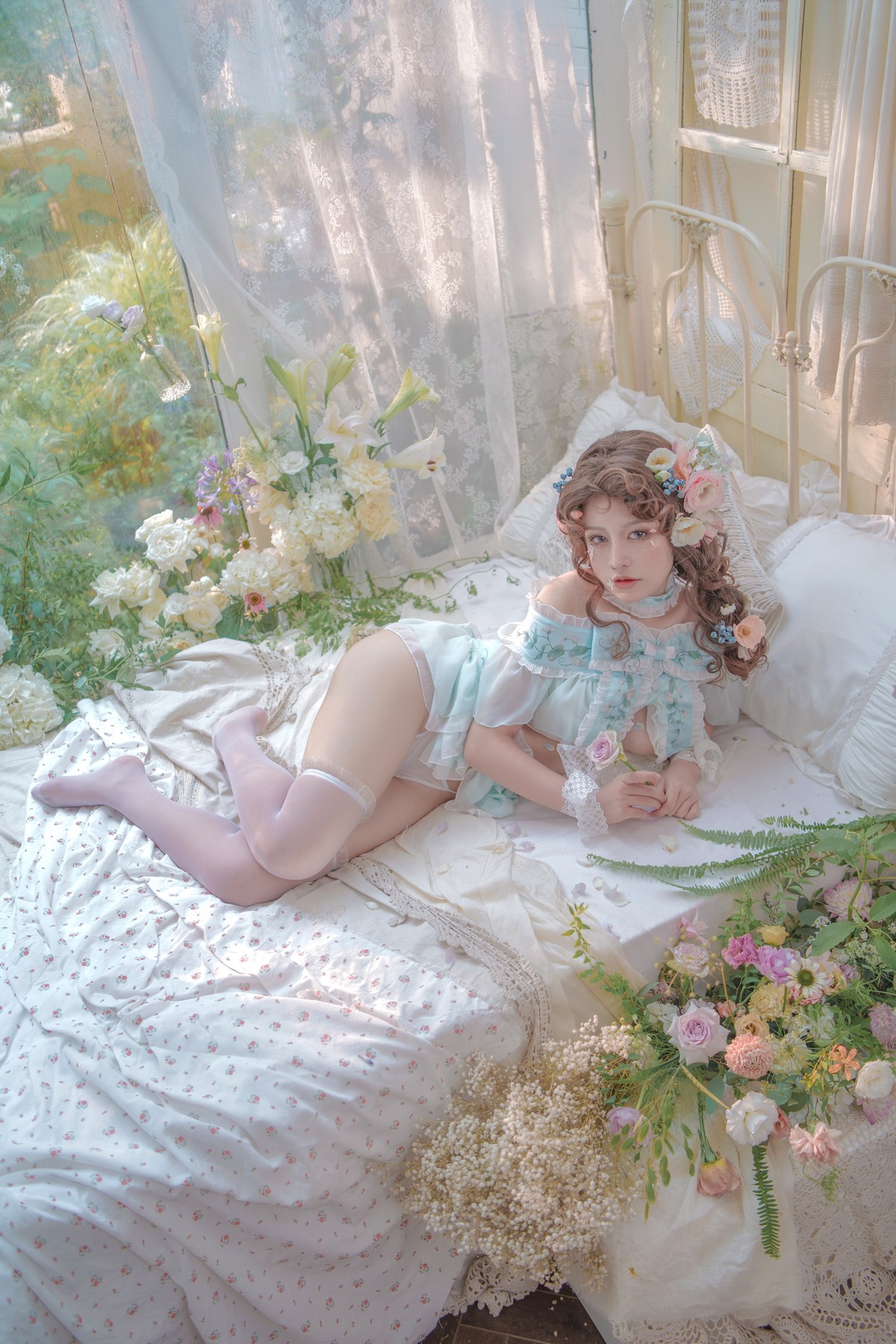 A Smile's Fragrant Aroma Penetrates the True Photo] Pea Princess