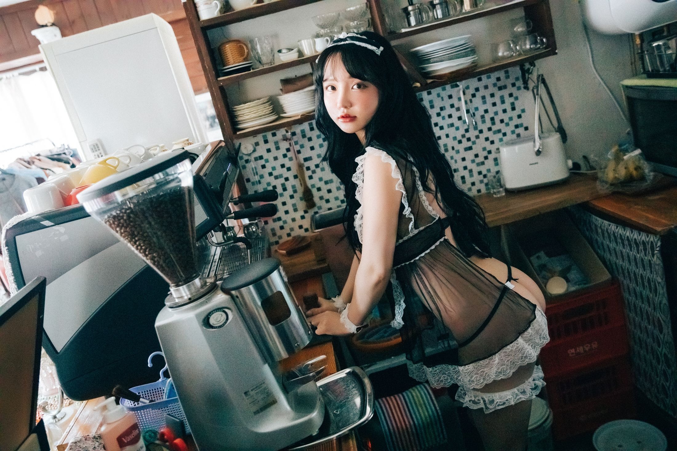 [Loozy] YeEun - Fetish Cafe 127P