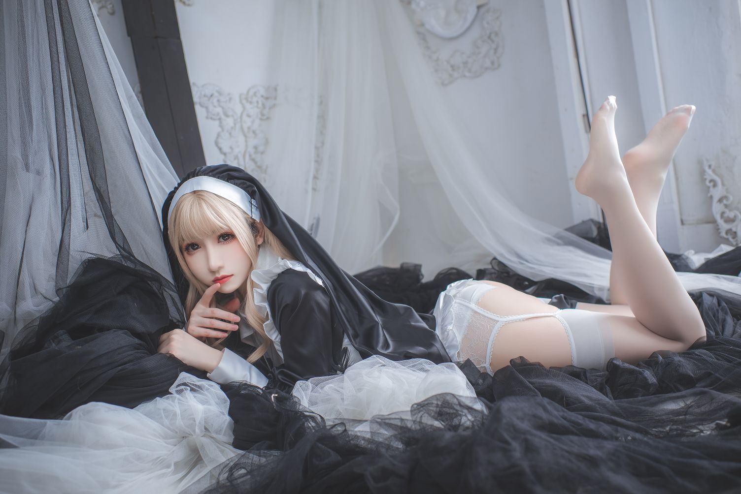 衣衣 - 修女 [59P3V-377MB]