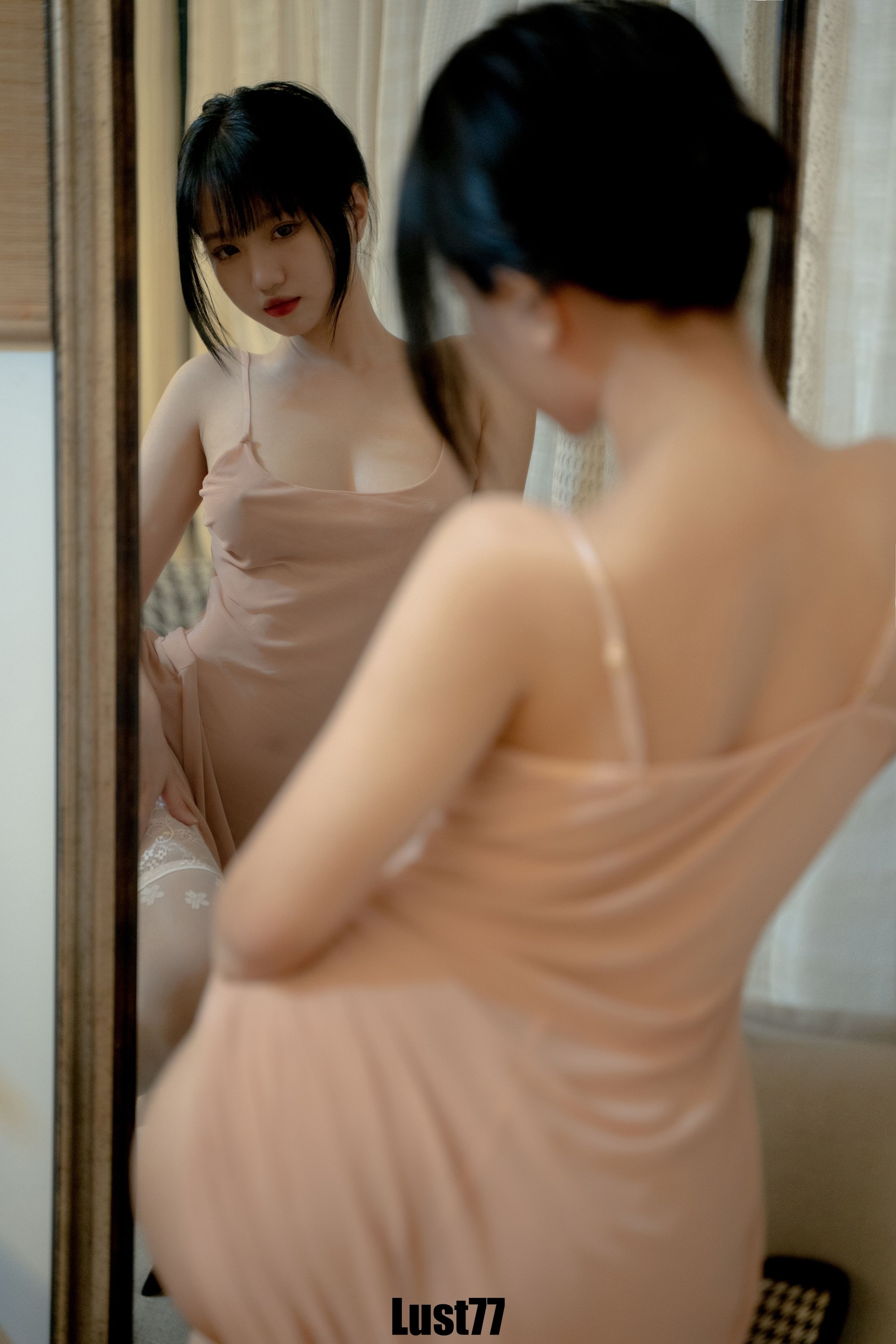 柒柒要乖哦 - 雾纱裙 61P
