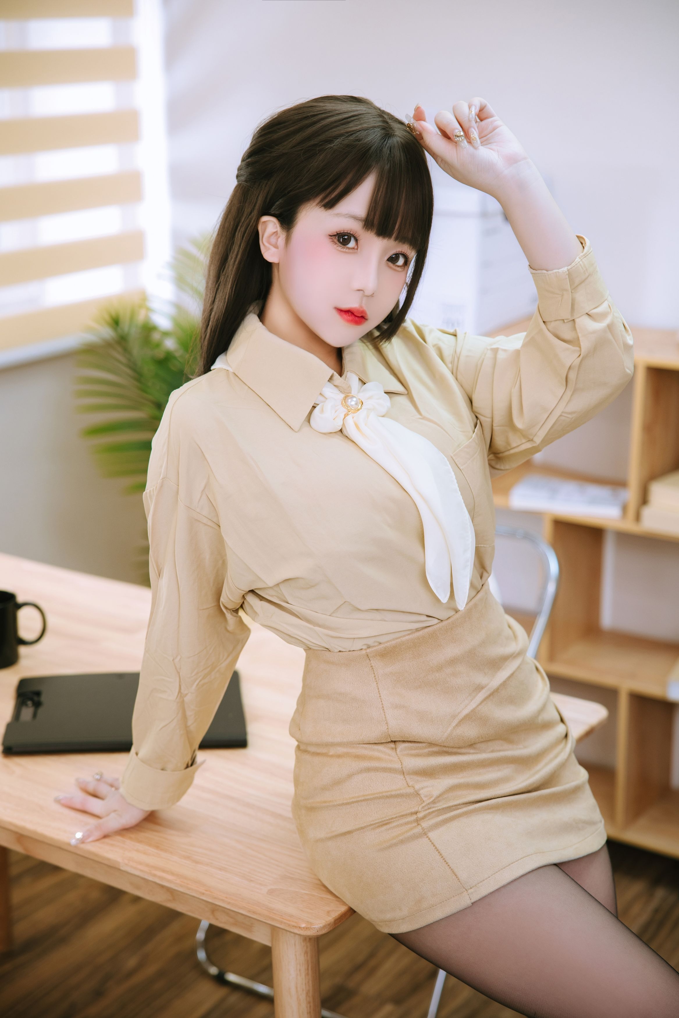 日奈娇 - 秘书 181P