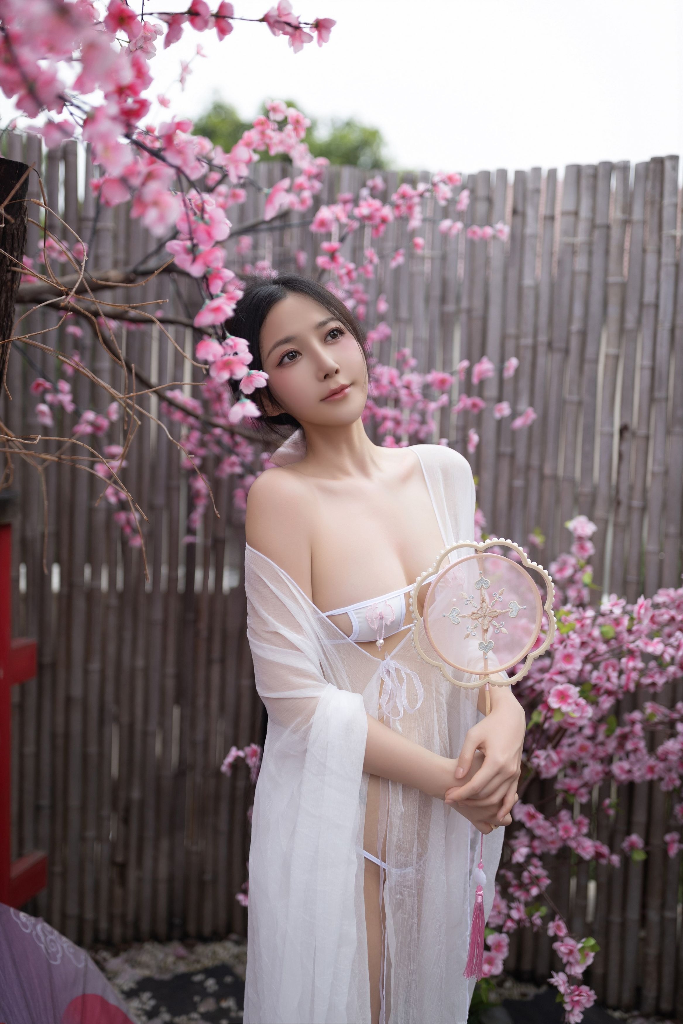 鱼子酱Fish - 花想容 120P