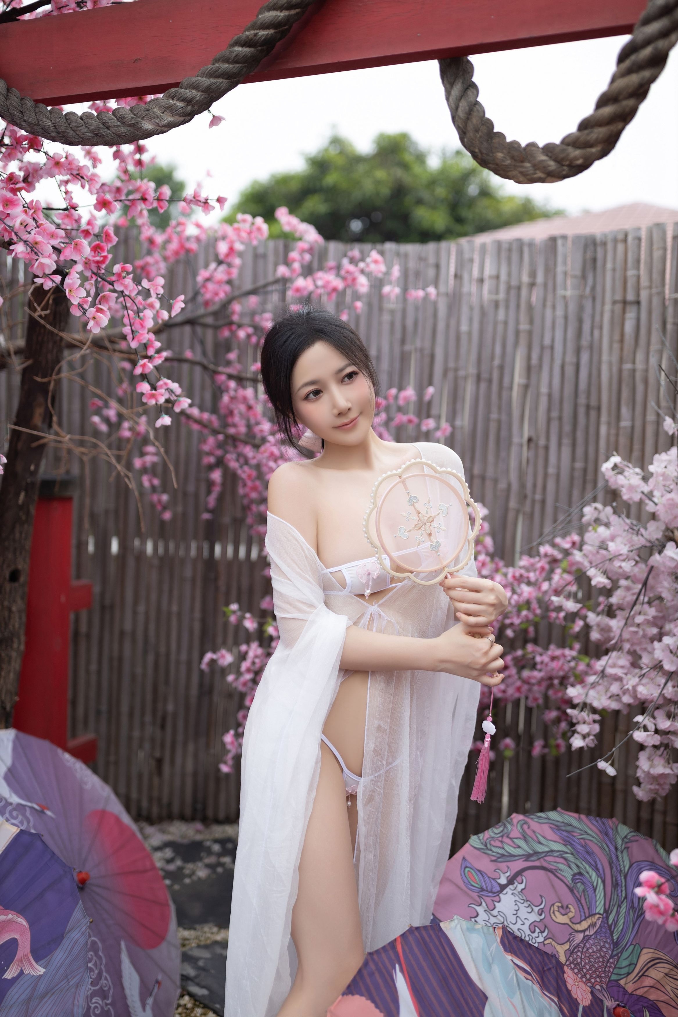 鱼子酱Fish - 花想容 120P
