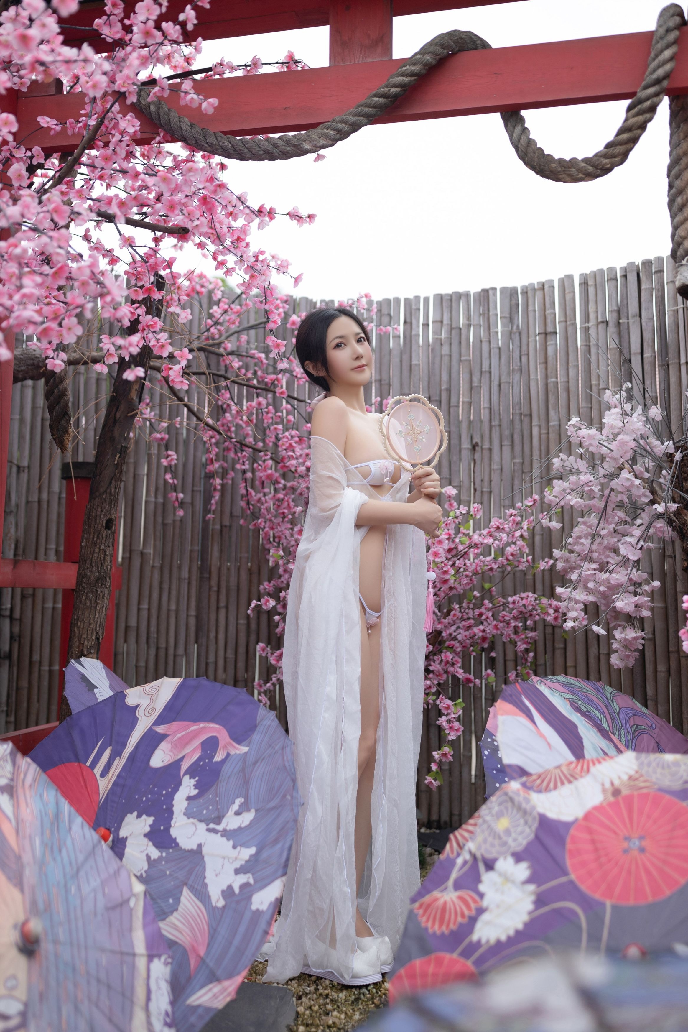 鱼子酱Fish - 花想容 120P