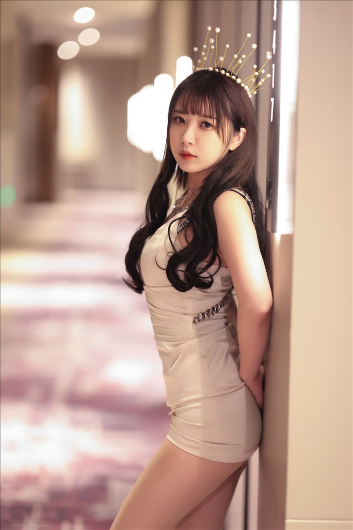 小女巫露娜 - 无内肉丝 96P