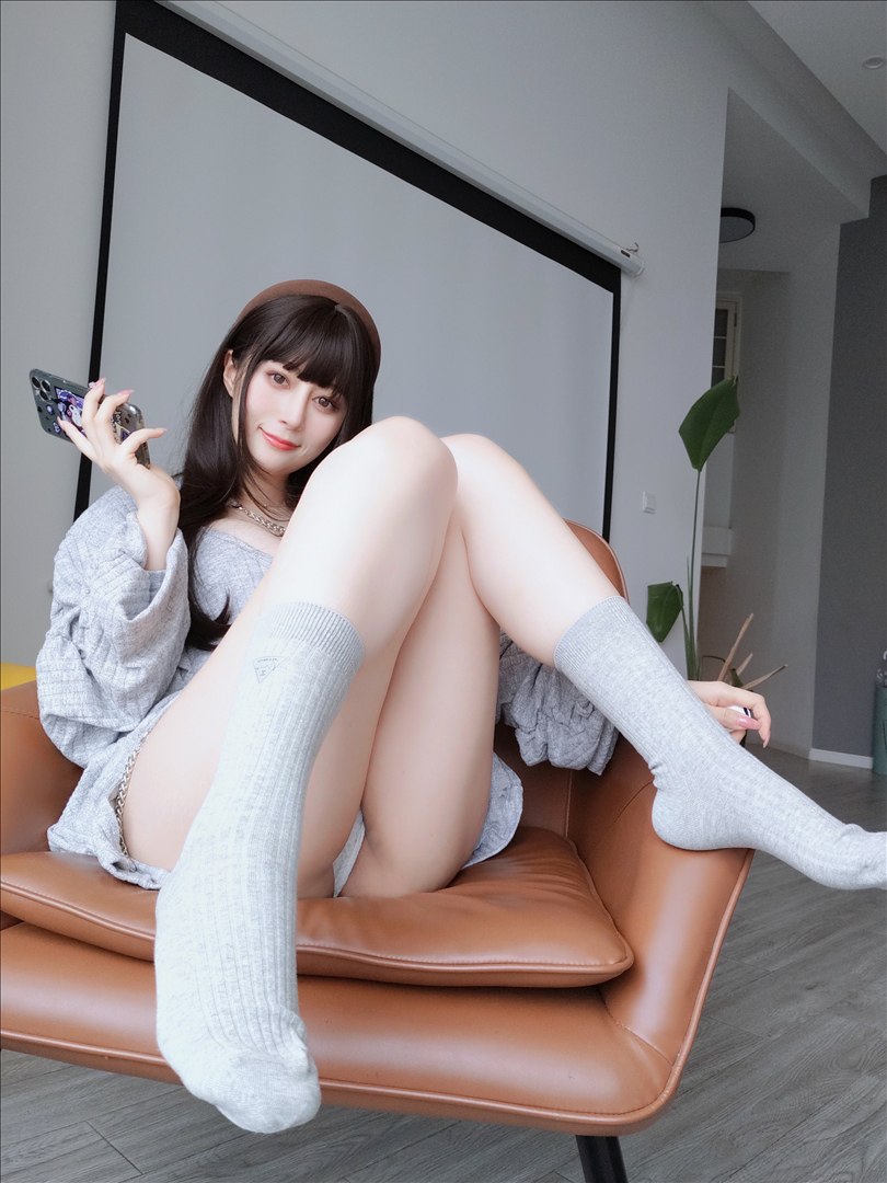 白银81 - 自撮り 灰色主题 165P