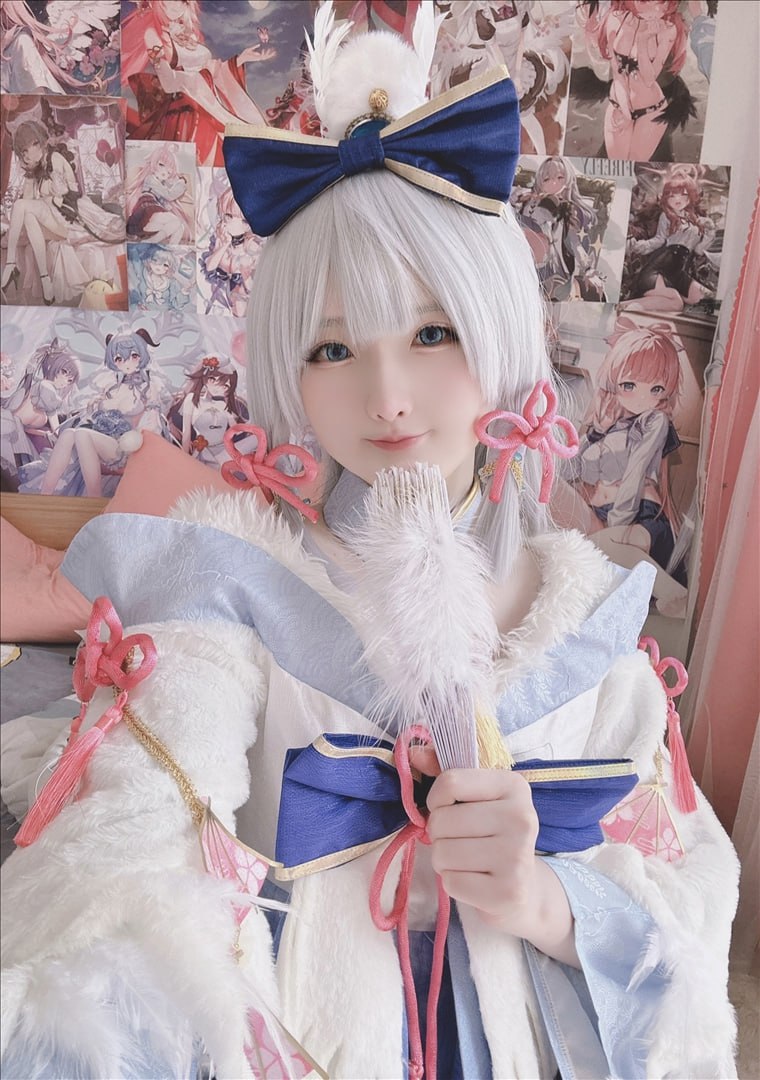 Xi Daidai Ayaka Kamisato | Cosplay Photo Gallery