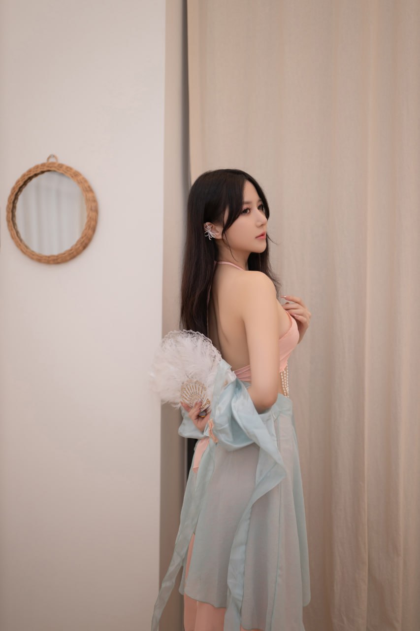 鱼子酱Fish – 小桃红写真