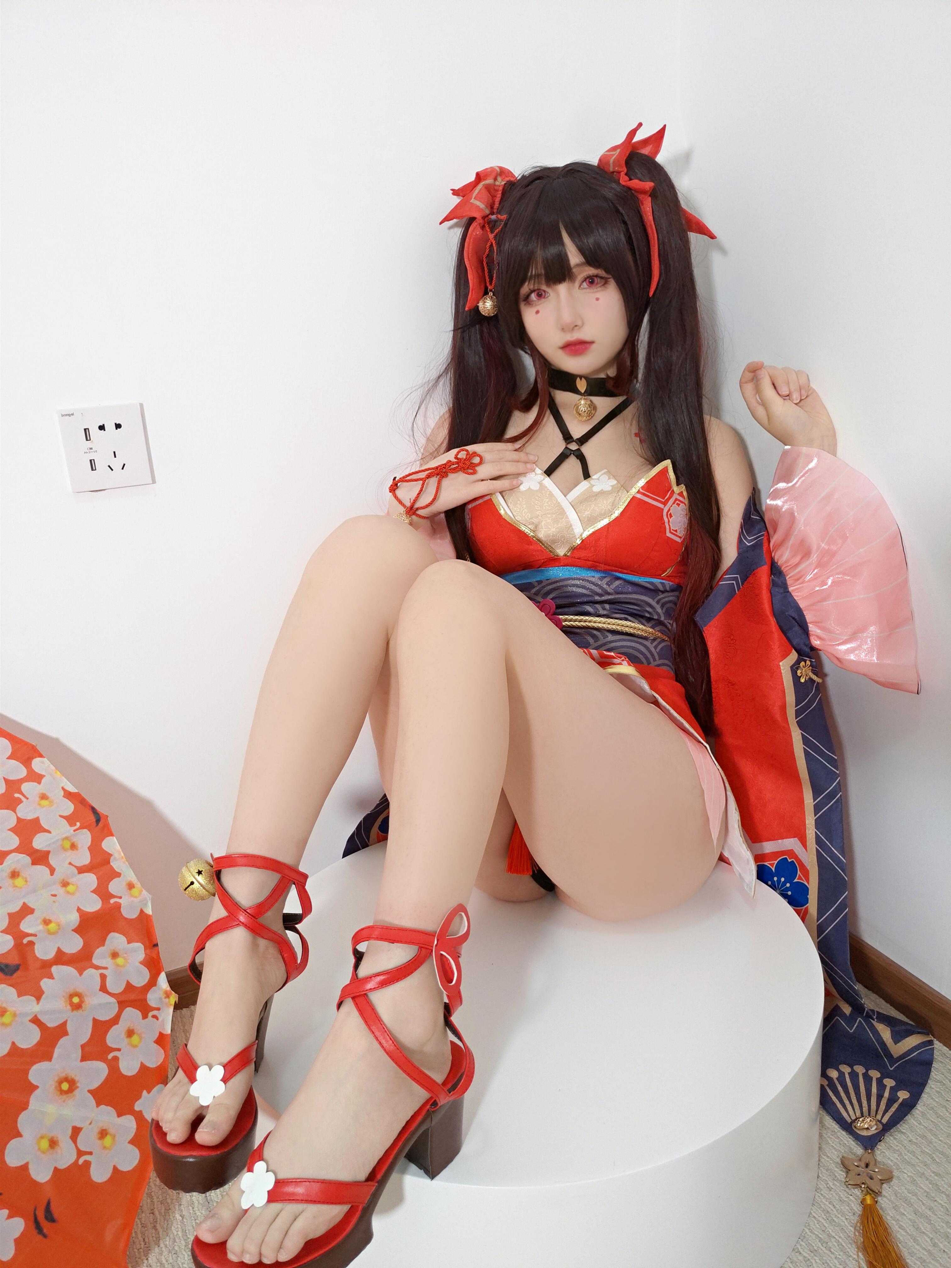 发条少女（迷之呆梨) - 花火 66P1V