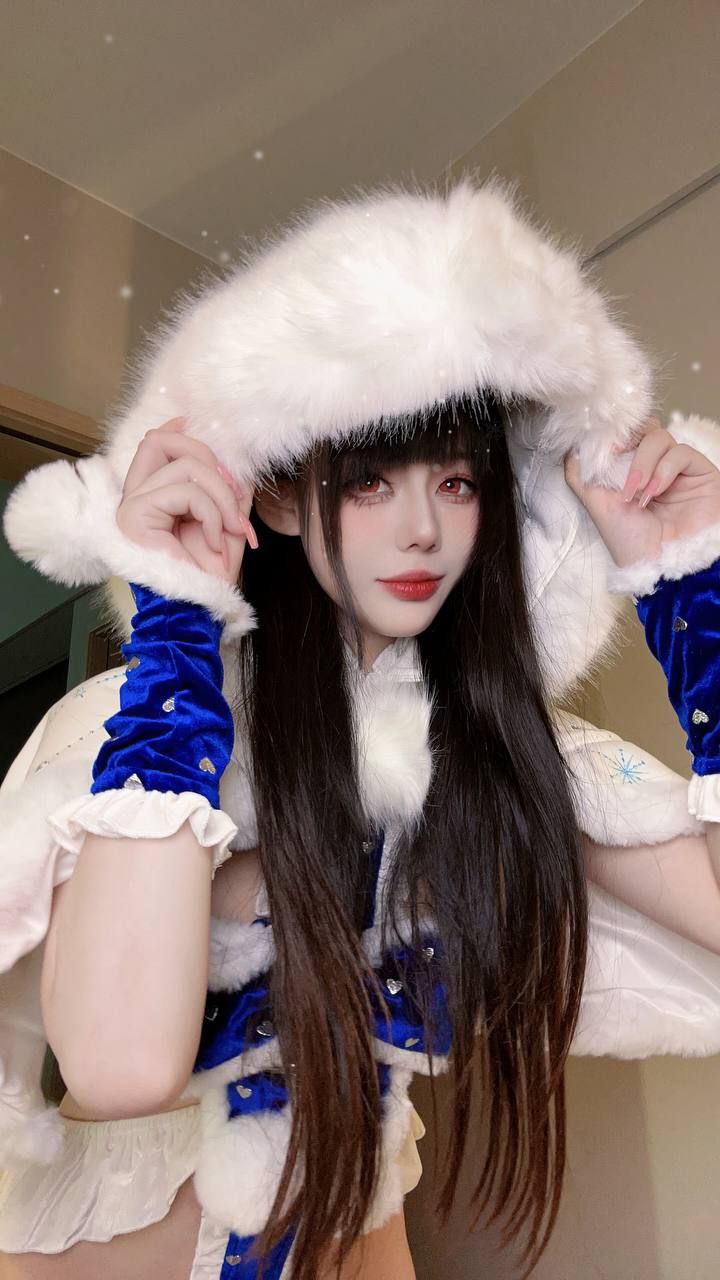 cosplay 九言 - 圣诞礼物自拍