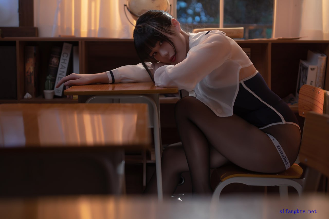 cosplay 九言 - 竞泳