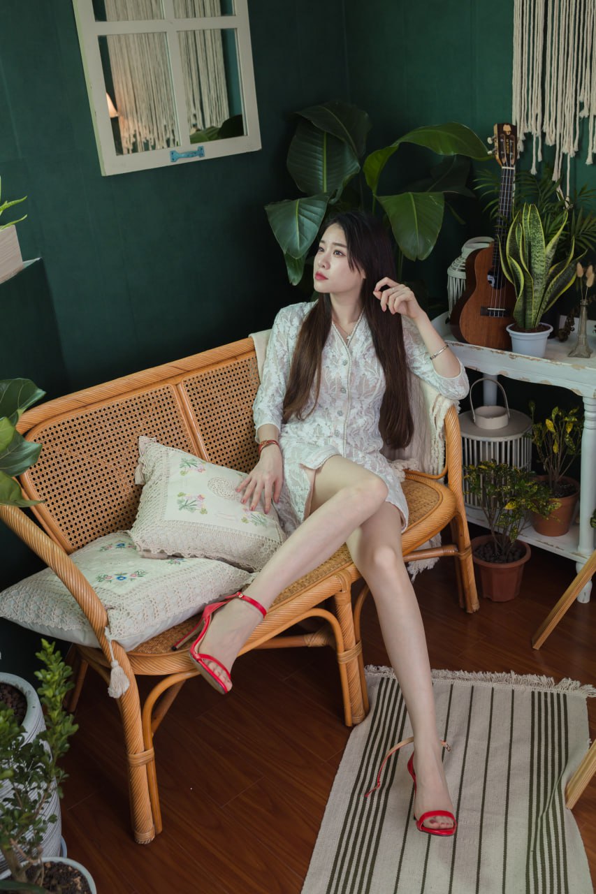 Sia Bu Chi Yu - Giày cao gót đỏ 139P