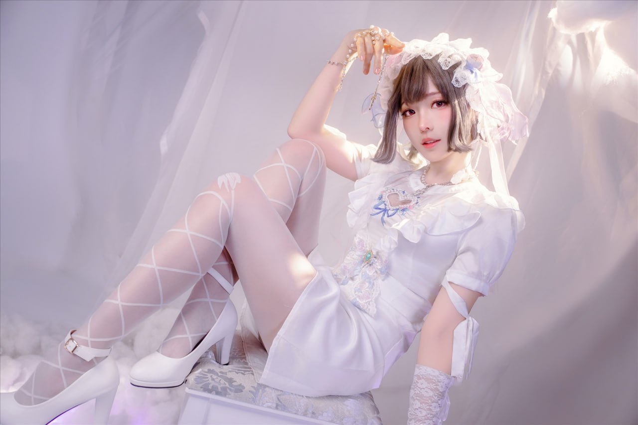 ElyEE子 - Cloudy Dreaming雲朵夢境