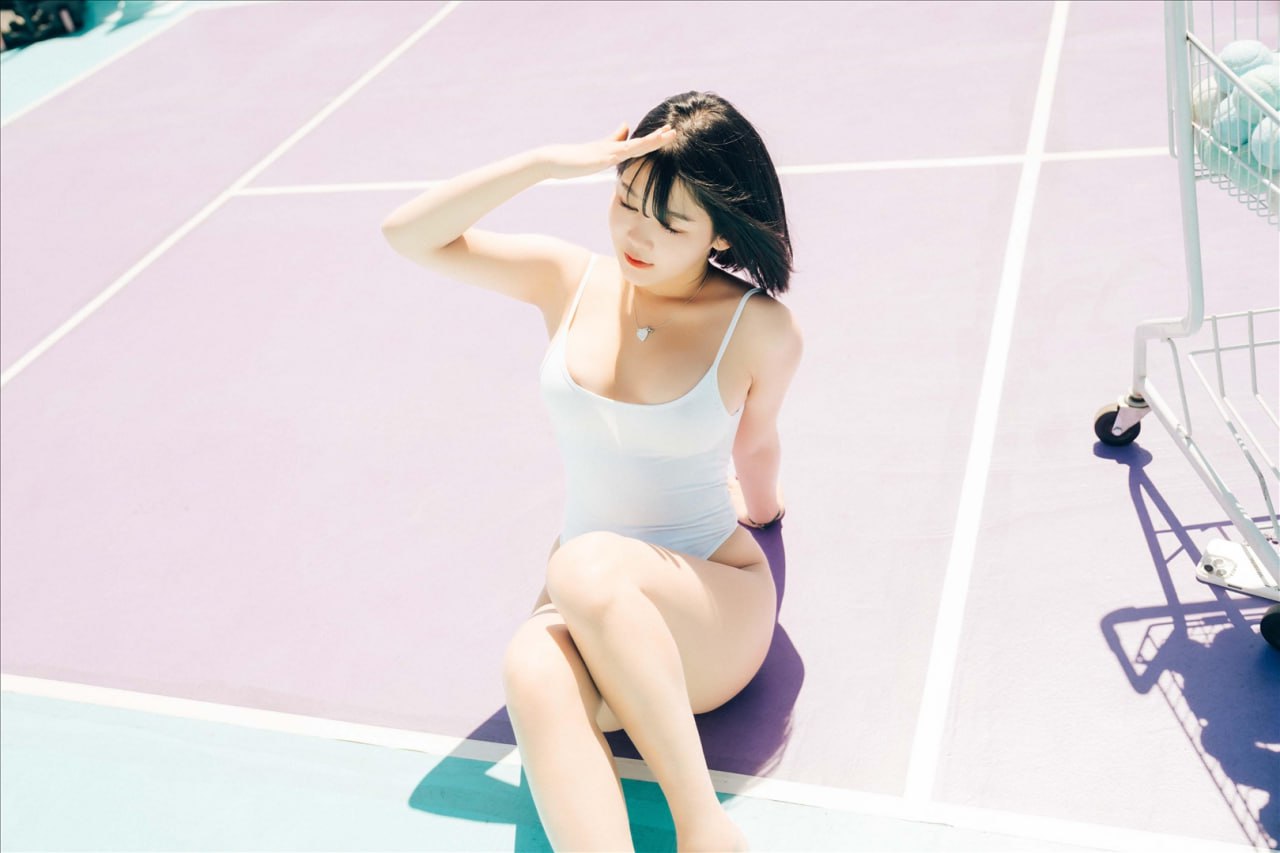 루지 지아 - 라켓 걸