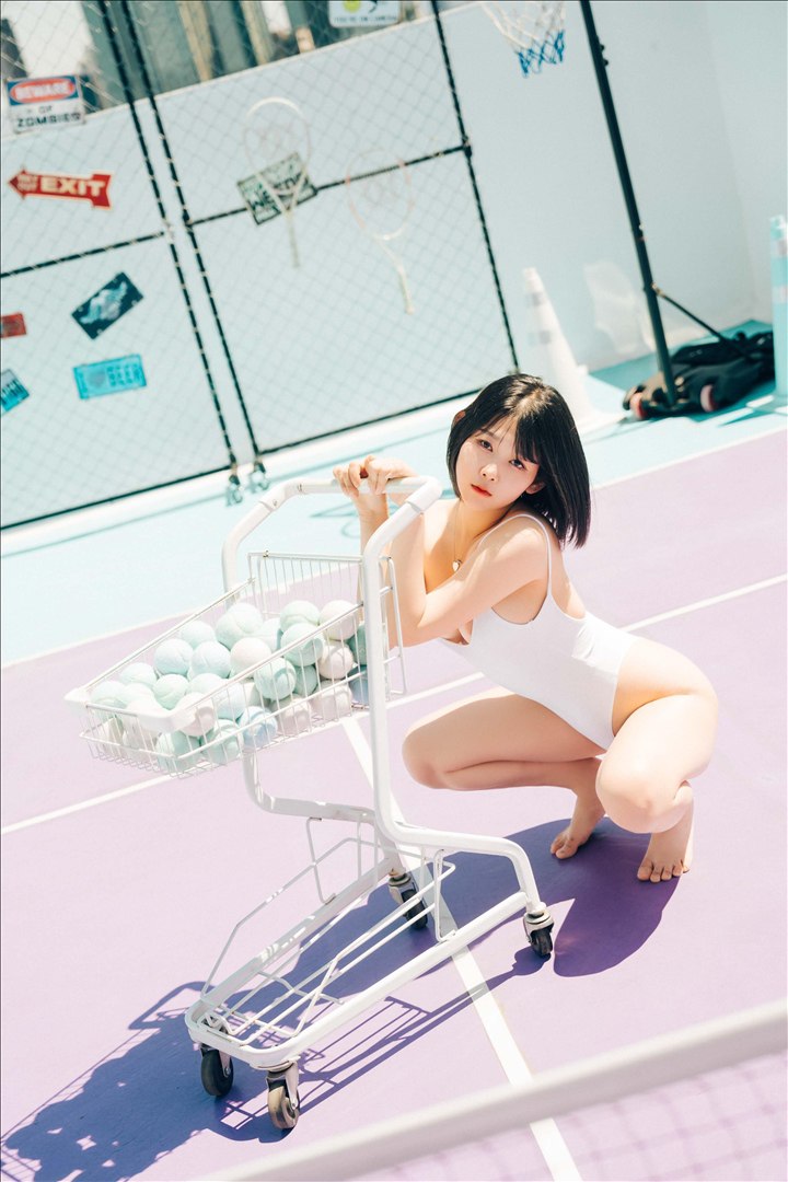 루지 지아 - 라켓 걸