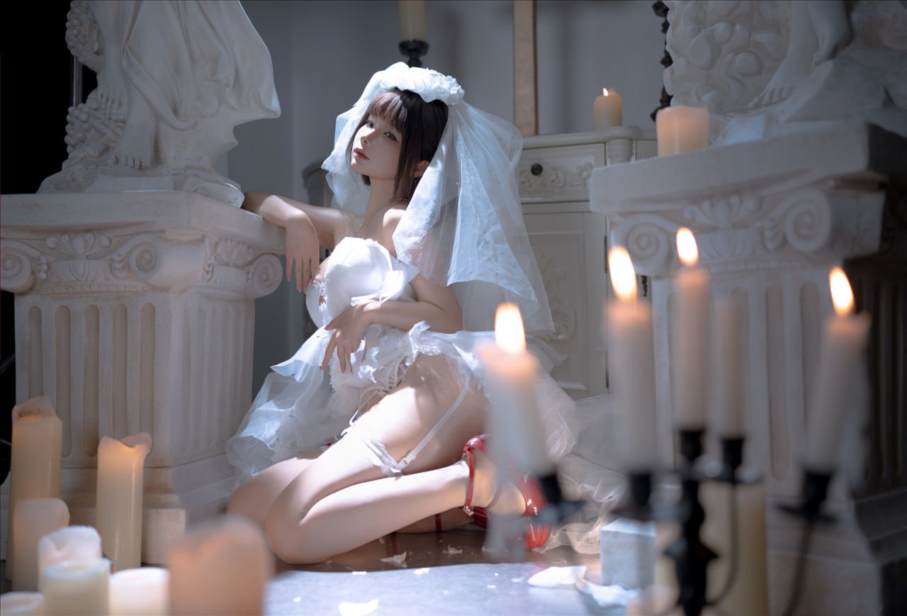 蠢沫沫《婚纱》212P 白丝写真套图