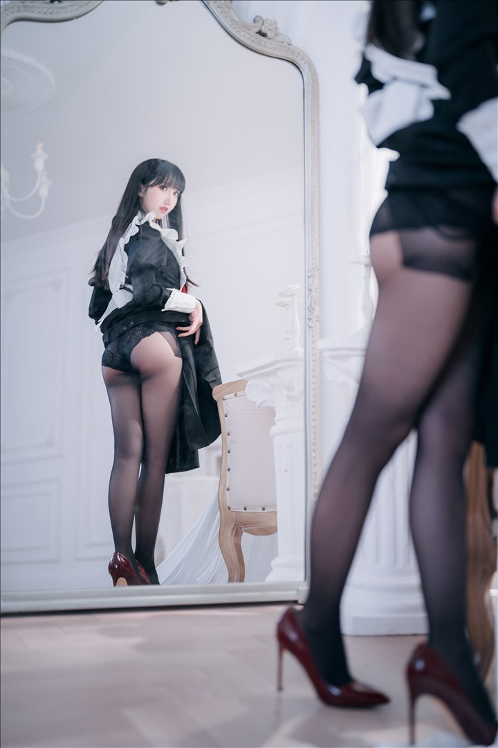 面饼仙儿 - 红高跟女仆