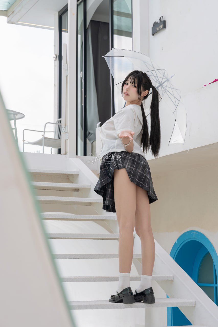 咬一口兔娘雨后小故事 | 大尺度私房写真