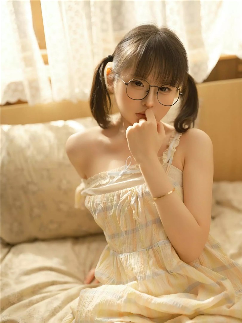 幼水鈴衣 - 晨醒 64P