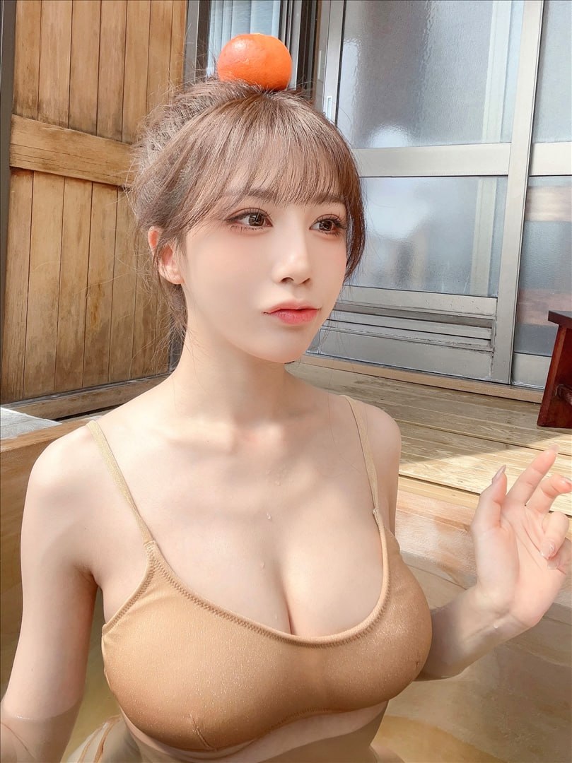 ชุยเมี่ยวอากวา - อ่างอาบน้ำและส้ม