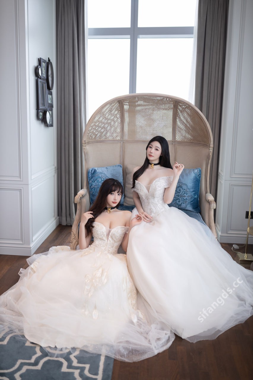 Is Xiao Dou Dou & Lu Xuan Xuan - Top-Quality Beauty, Contrast Under the Wedding Dress, 100P1V