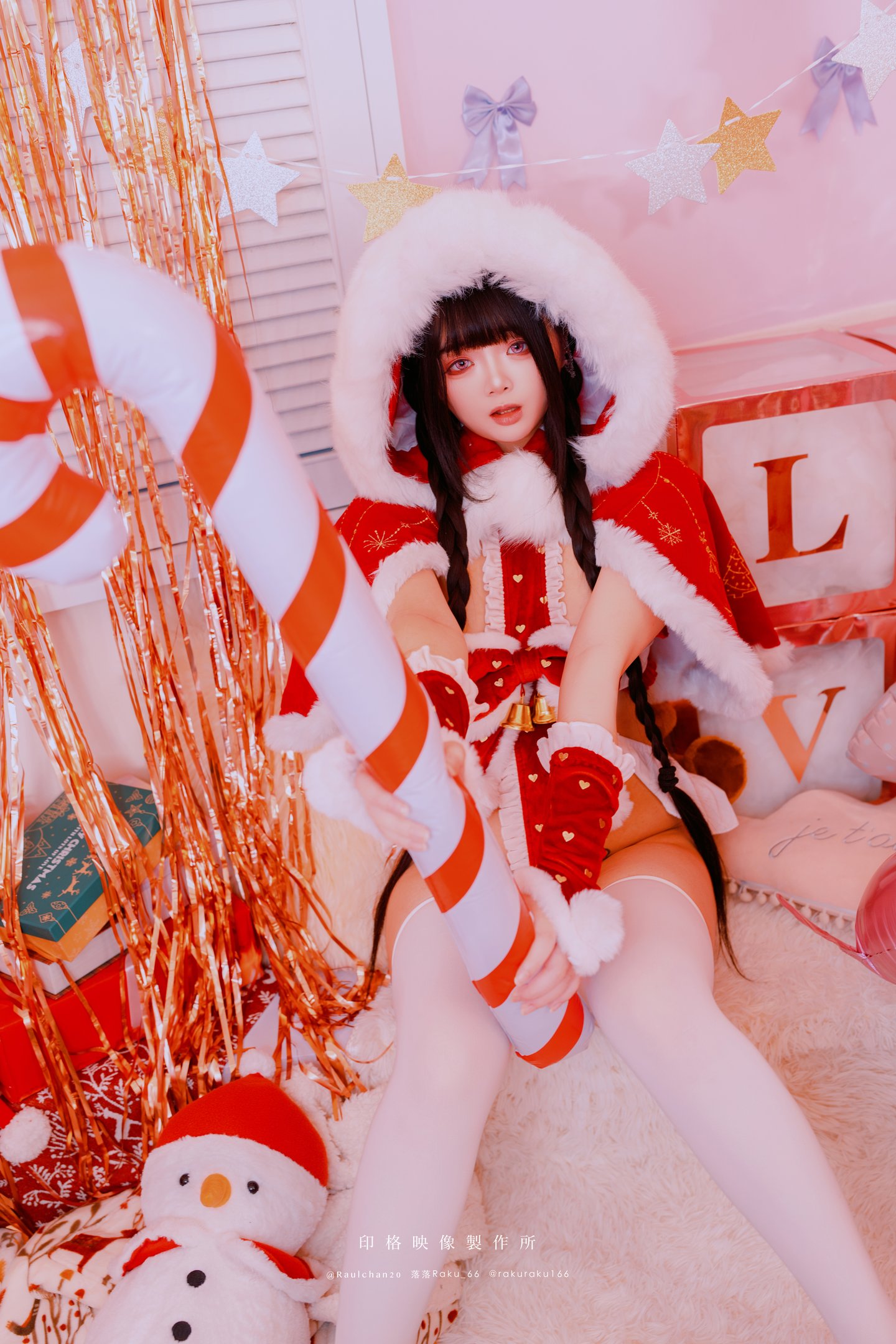 落落Raku - Santa Tell Me