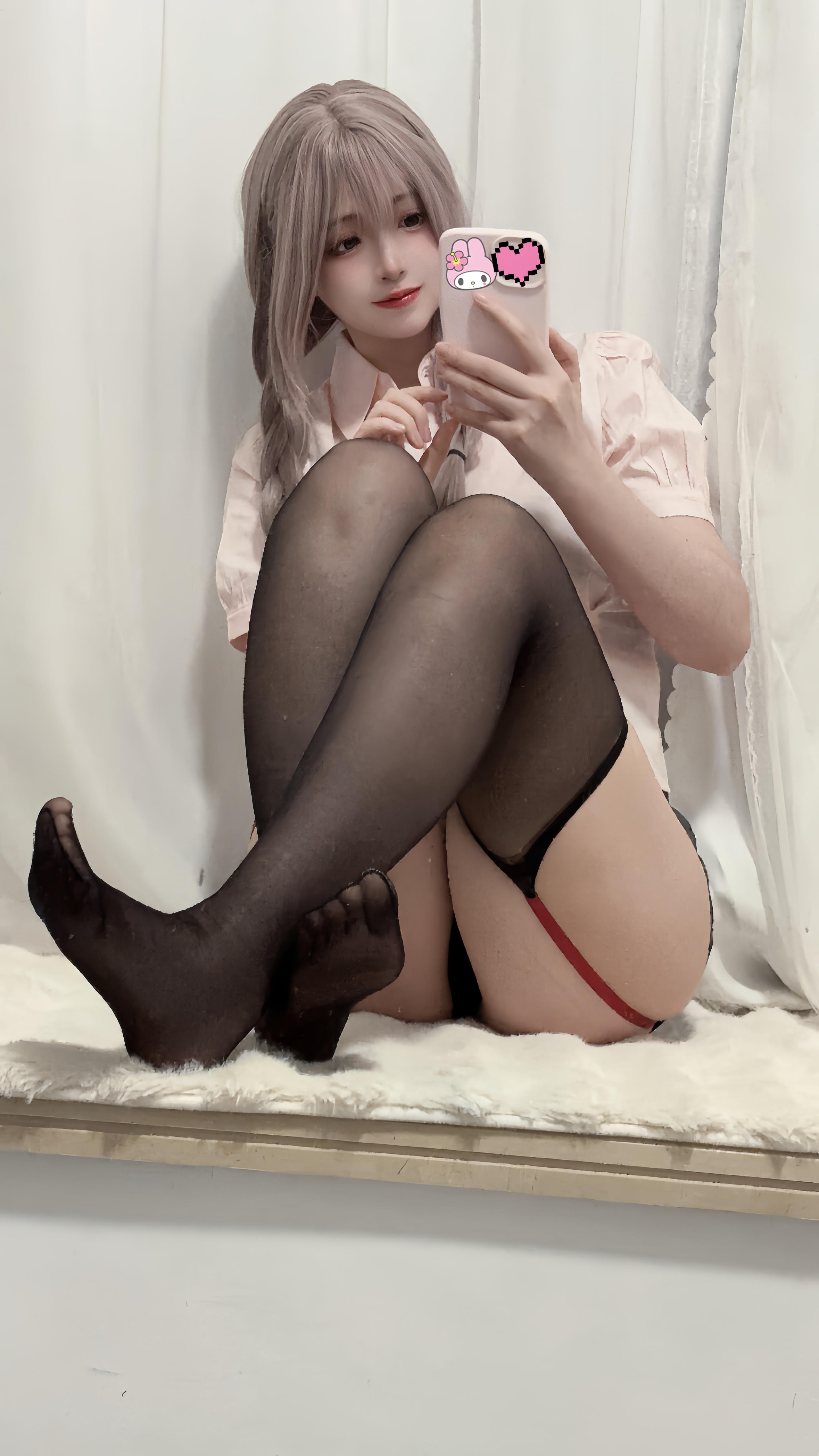 疯猫ss 2024年1月 Fantia 黑丝写真 79P