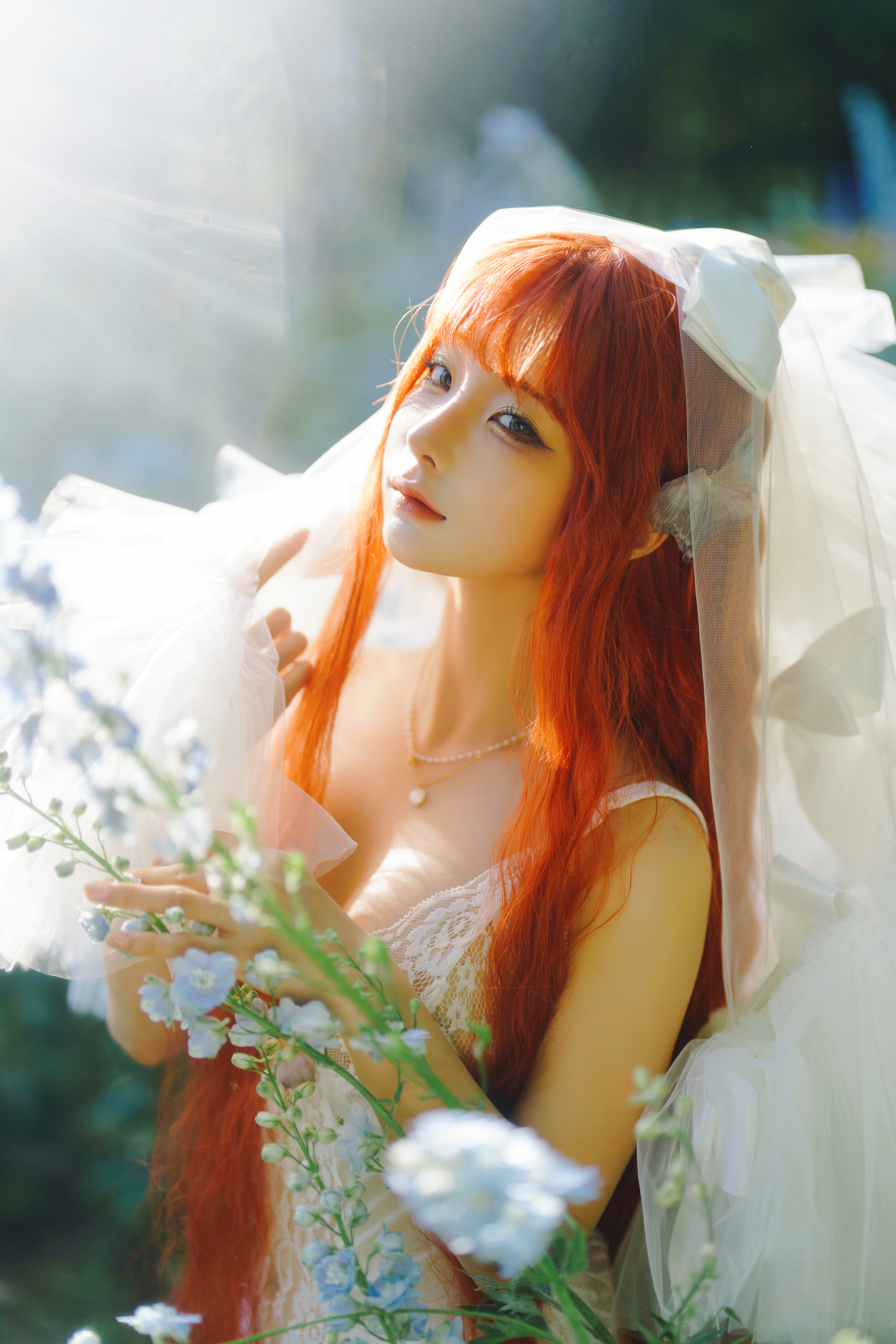 蠢沫沫 - 花丛婚纱