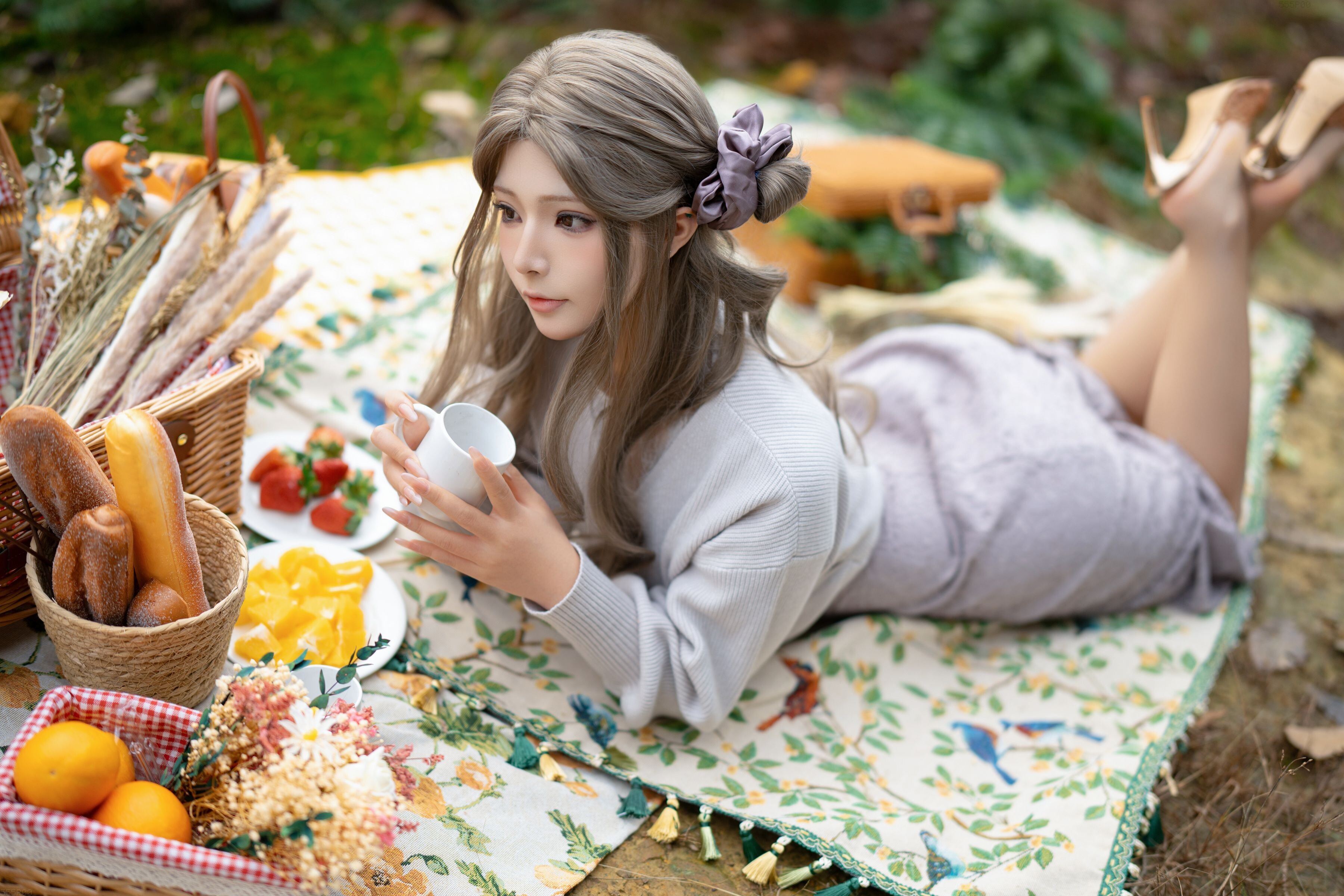 Yuuhui玉汇《太太的春游计划》131P2V写真