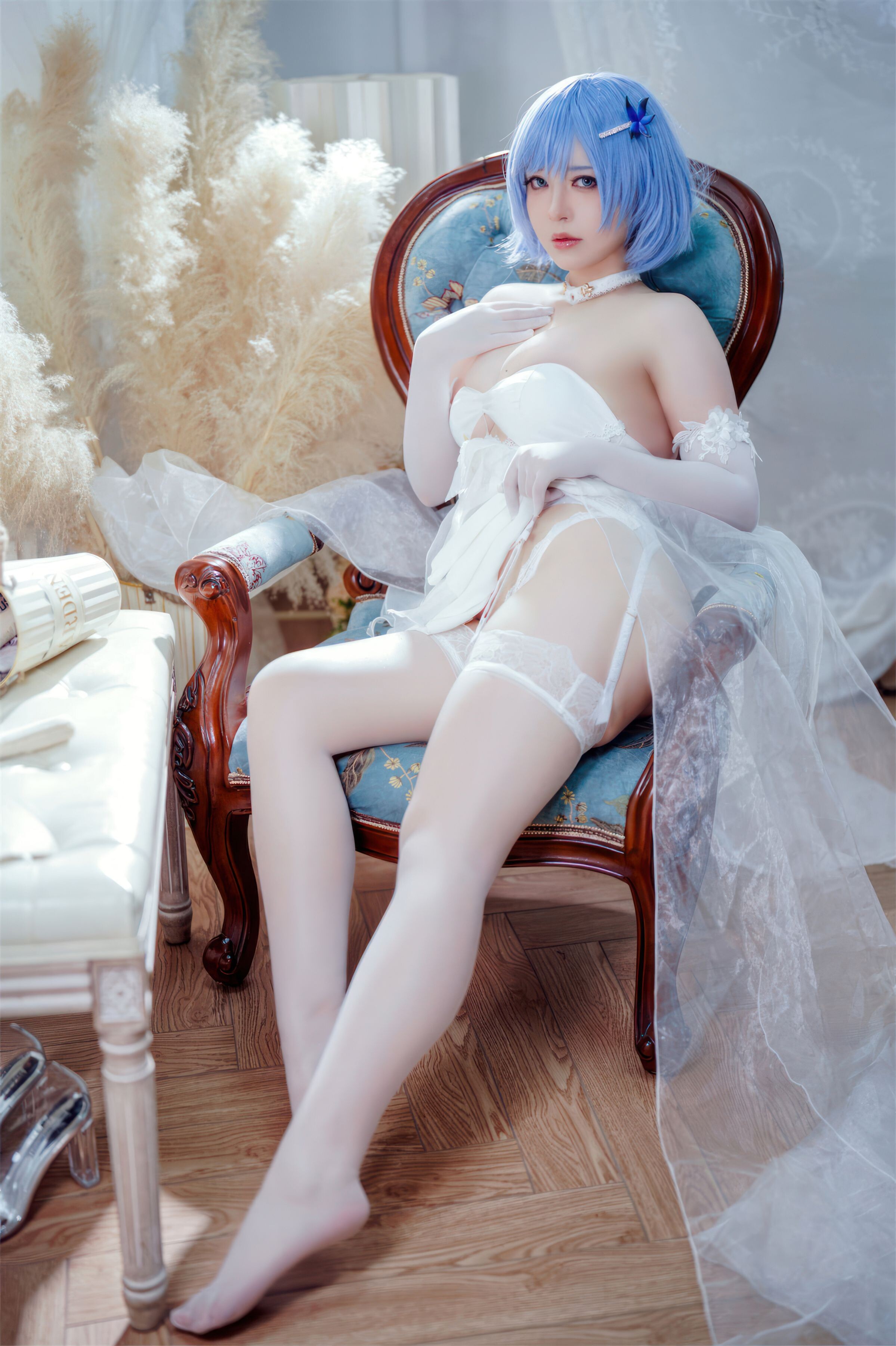 半半子 碧蓝航线恰巴耶夫礼服 64P