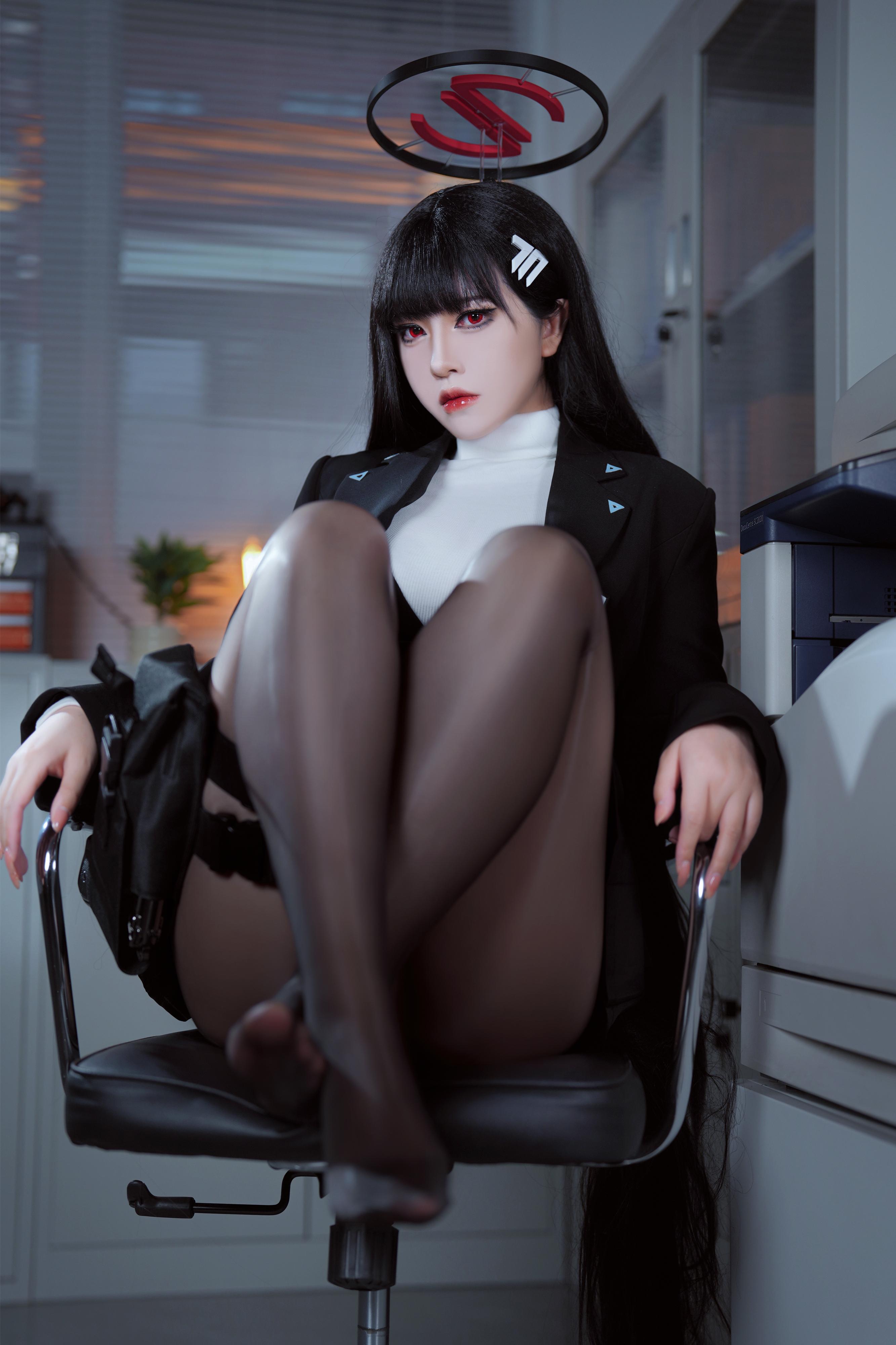 半半子 碧蓝档案调月莉音 Cosplay 60P