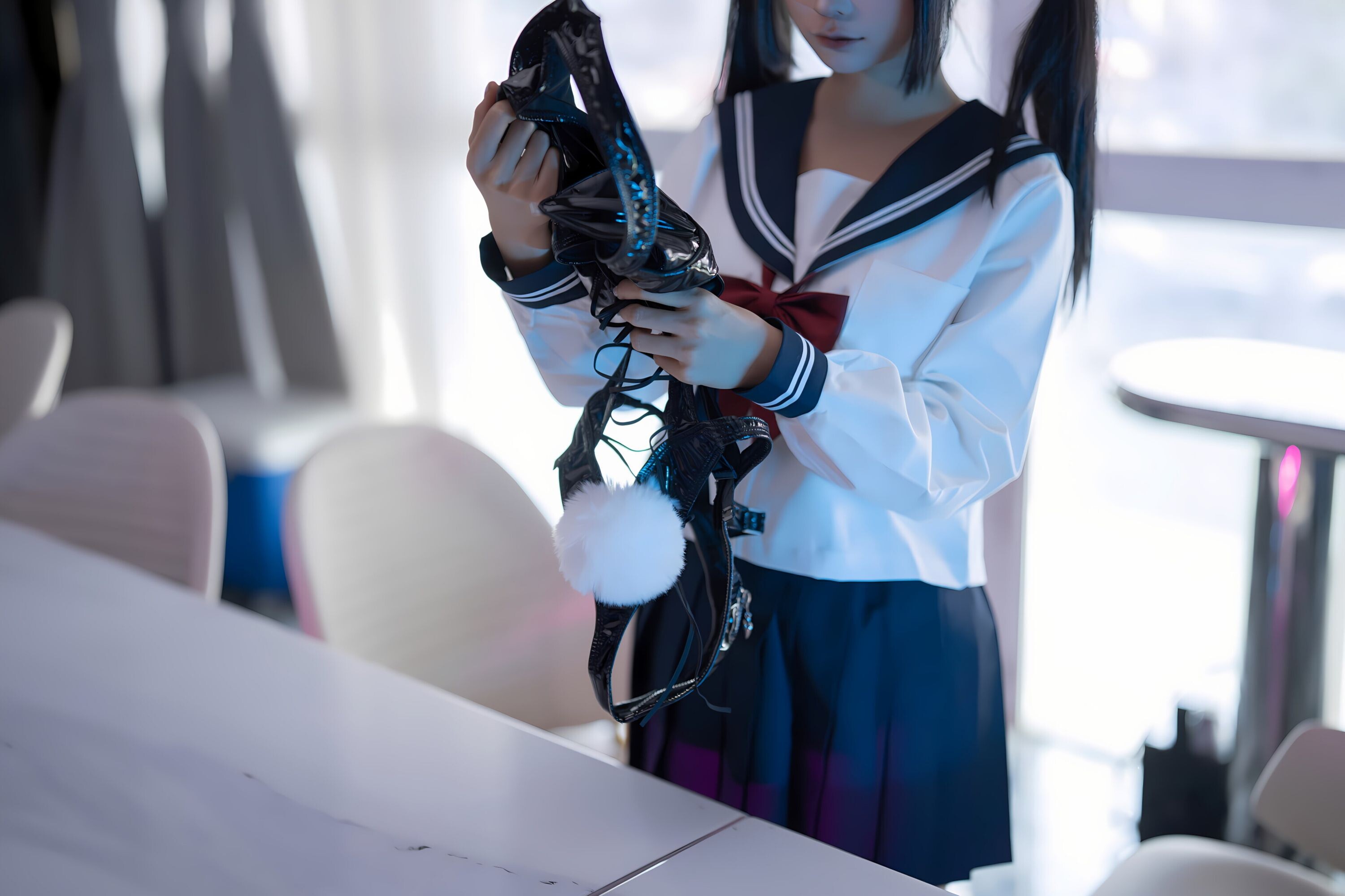 蠢沫沫《學妹的兼職》136P1V 制服寫真套圖