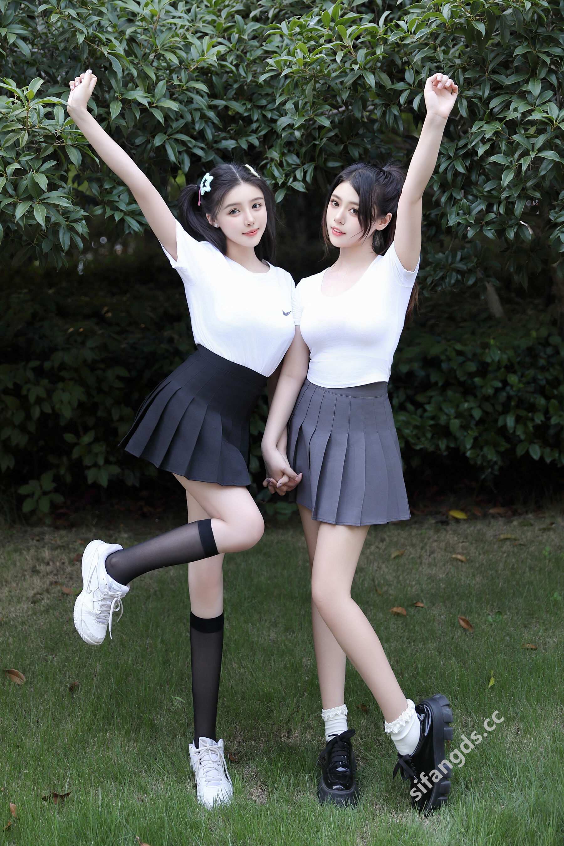 蛋蛋宝&袁圆 - 清纯JK制服 81P1V