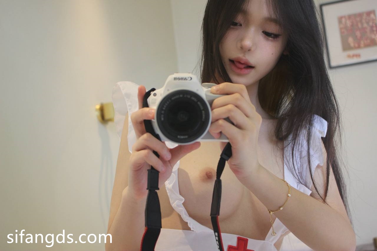 H 极品萝莉 11月最新付费福利视图 73P | 94写真SEO精选