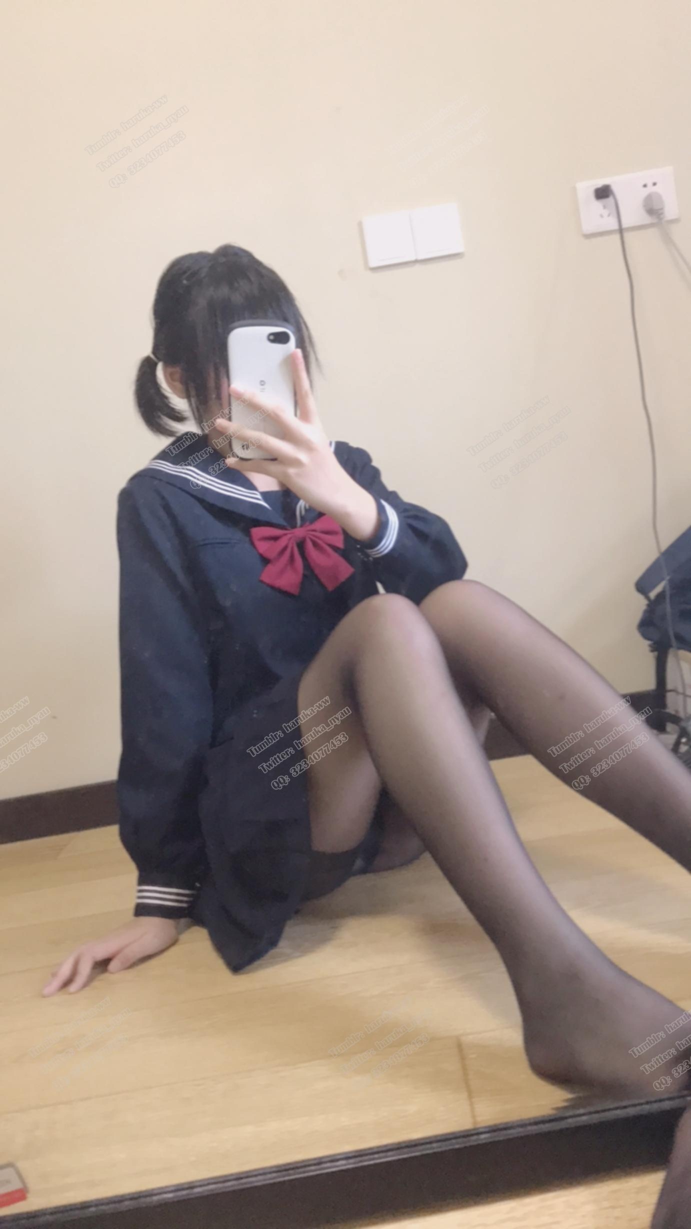 悠宝三岁 - JK制服 40P
