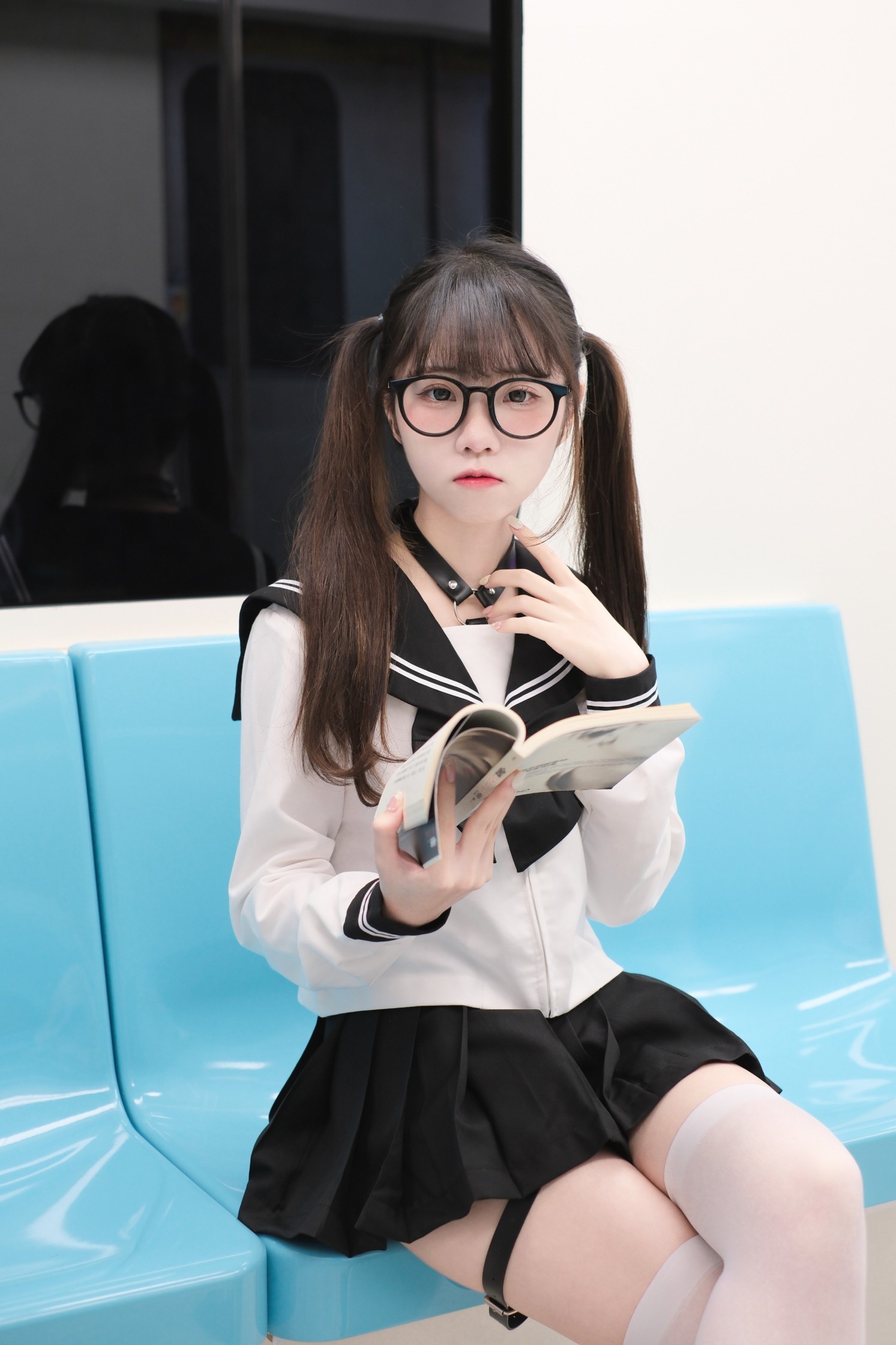可可小白兔 - 電車上の女高中生 70P