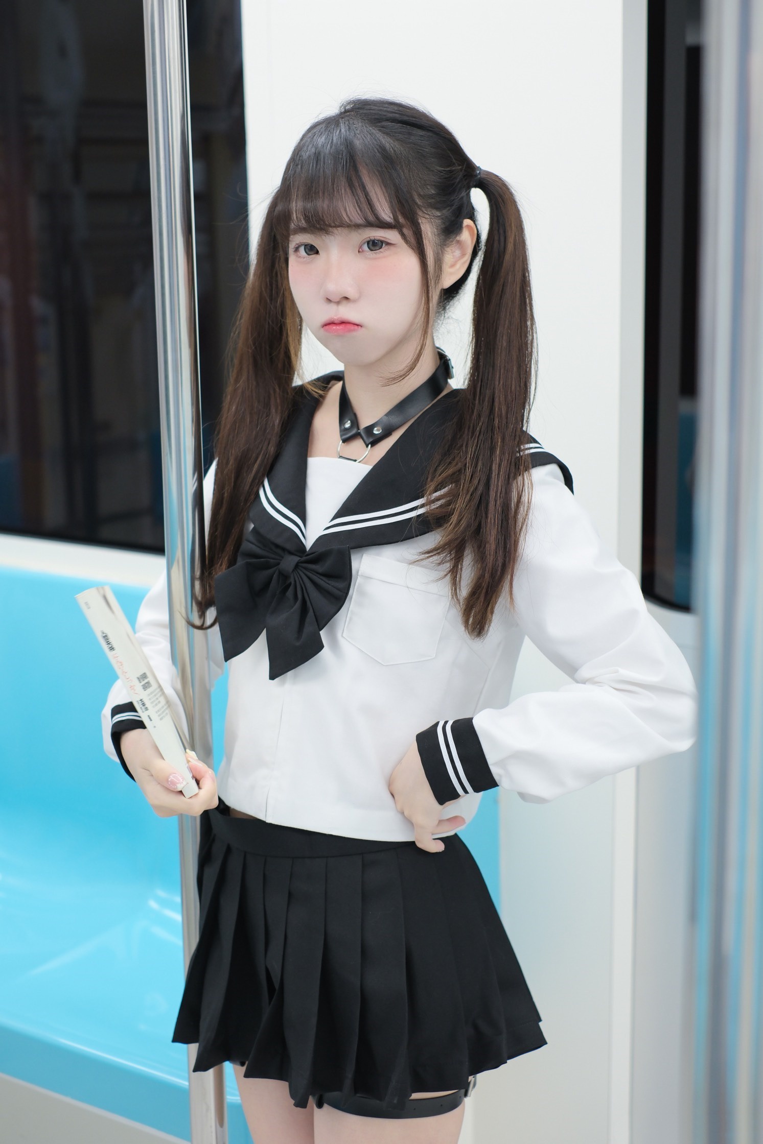 可可小白兔 - 電車上の女高中生 70P