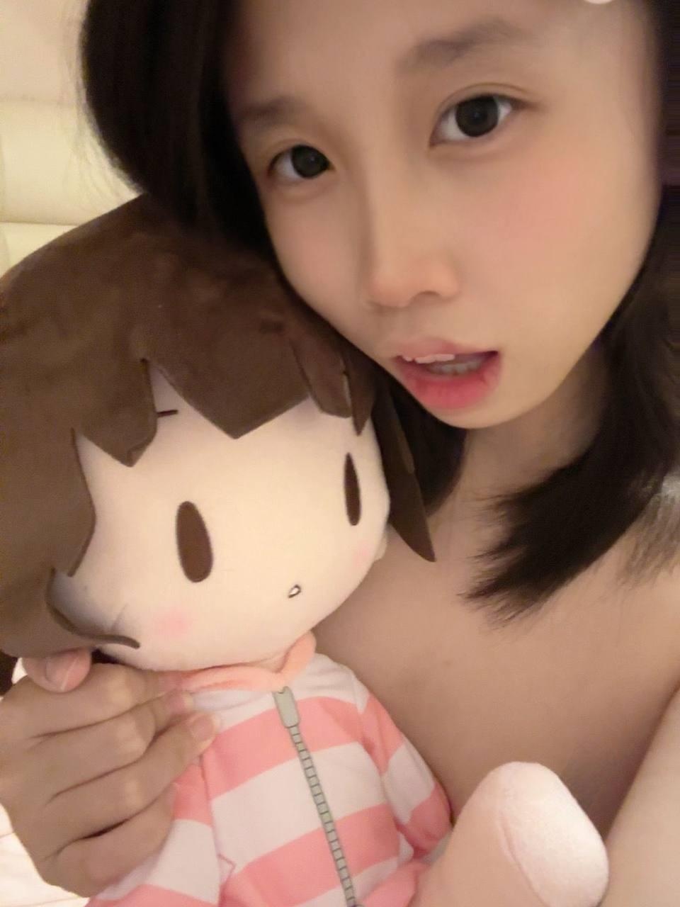 Xuxu(xuxulik) - 1314门槛 双马尾露脸极品萝莉福利订阅 210P6V