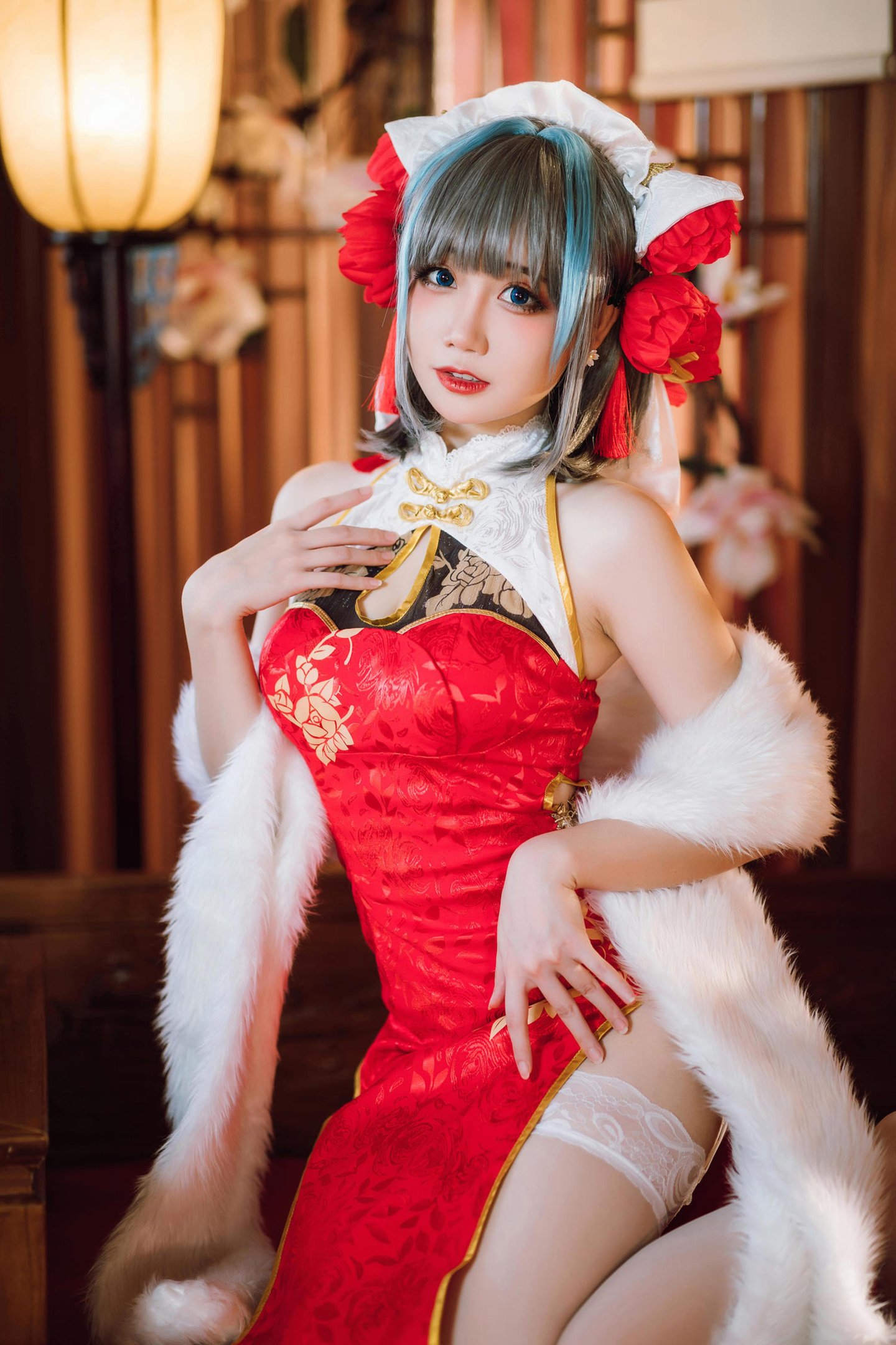 [cosplay] 焖焖碳 - cos 柴郡：真人写实碧蓝航线猫娘 银发猫耳撕裂旗袍巨乳白丝开档 极致诱惑堕落无修正 29P